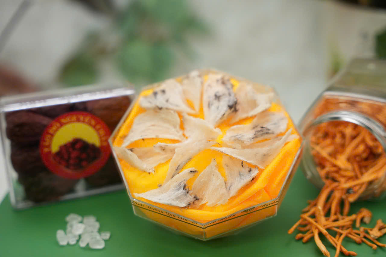 Nỗi  Hoang Mang Của Người Tiêu Dùng Trước Những Hỗn Loạn Giữa Ma Trận Hàng Kém Chất Lượng.