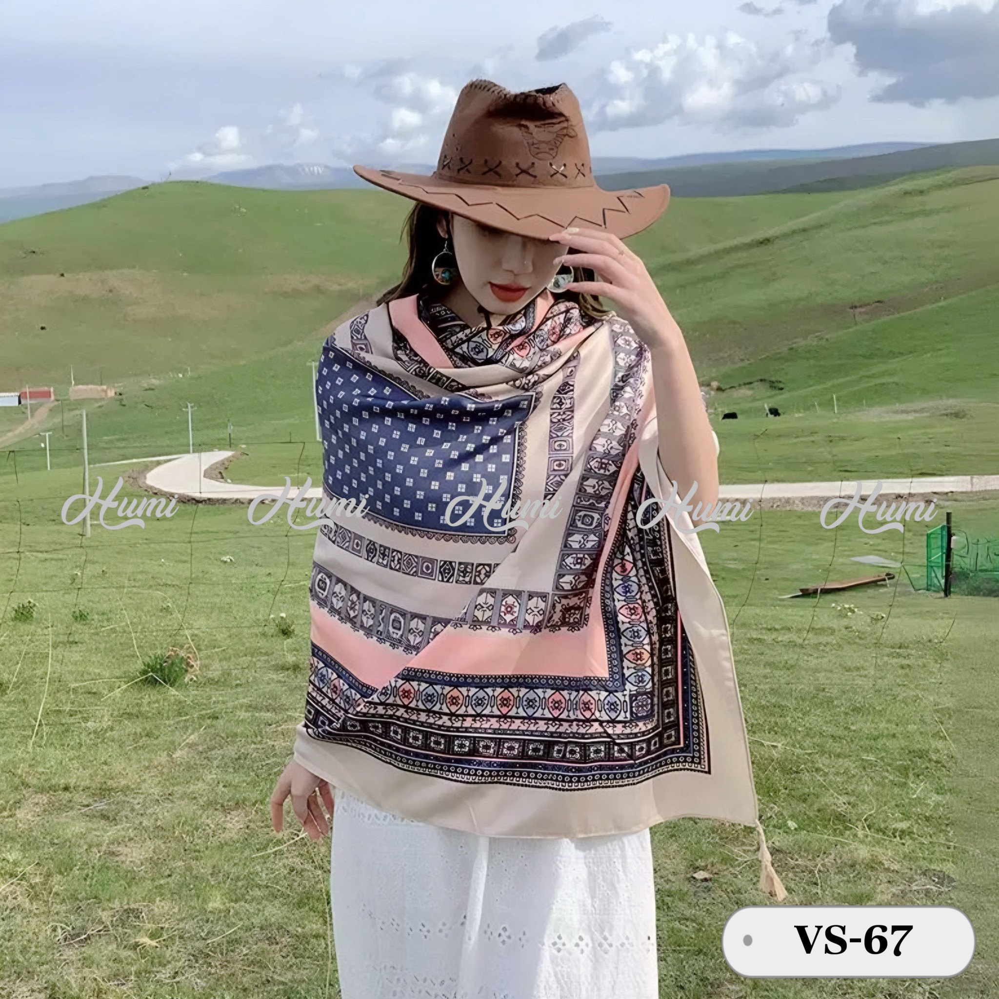 KHĂN HỌA TIẾT THỔ CẨM (VS67)