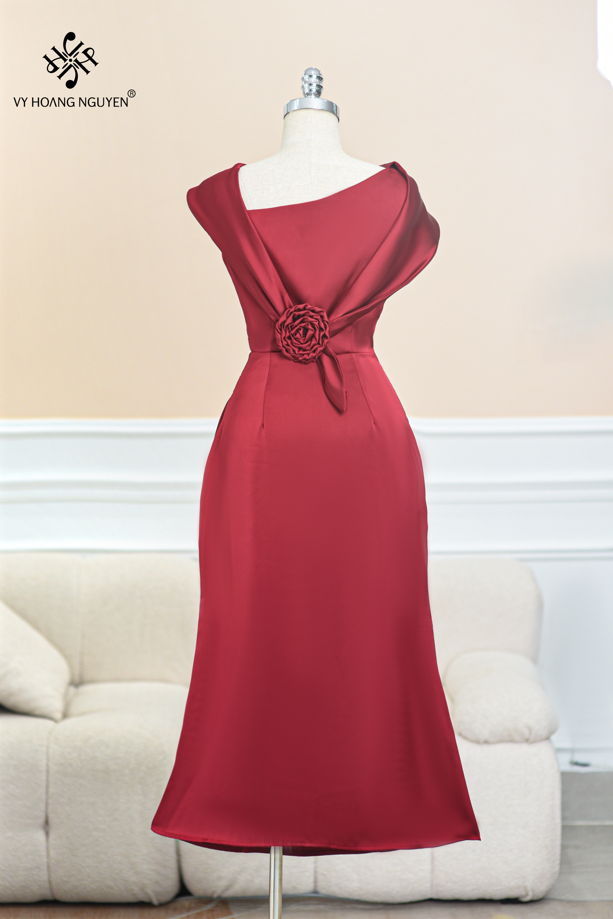 Đầm Lụa Đuôi Cá Trùm Vai Lệch_thumbnail_7