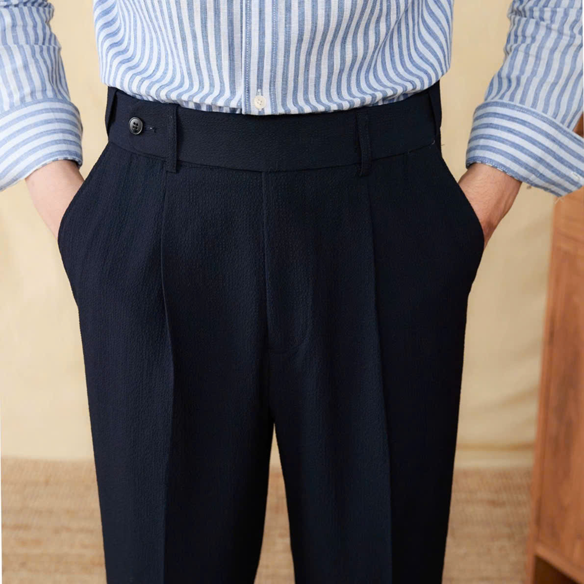 Seersucker Elastic-Waist Trousers Season 2_thumbnail_2