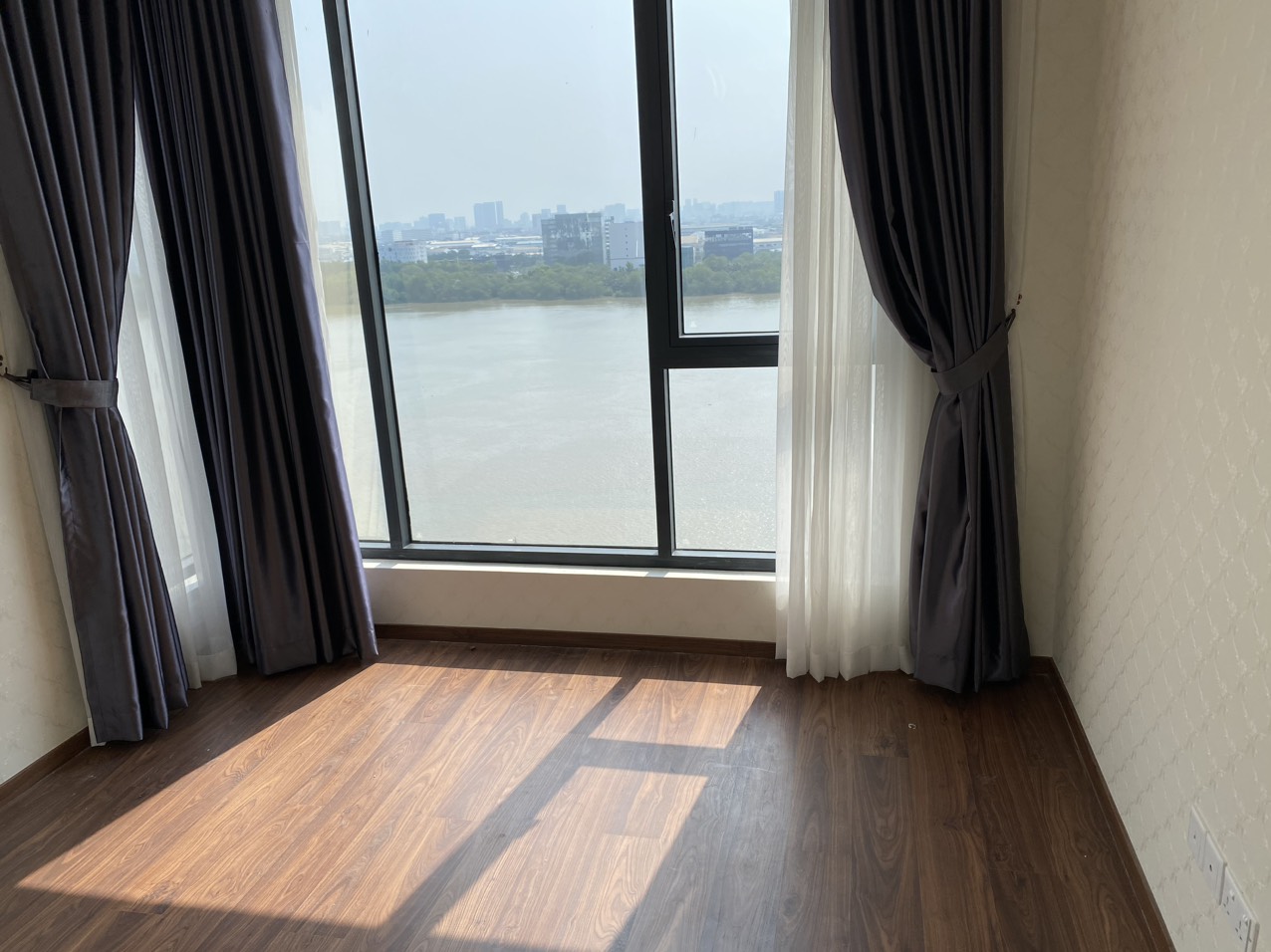 Gía tốt cho căn hộ 3 phòng ngủ, Full nội thất One Verandah._thumbnail_6