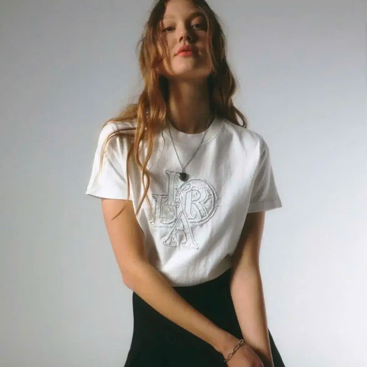 AT705 Áo thun trắng_thumbnail_3