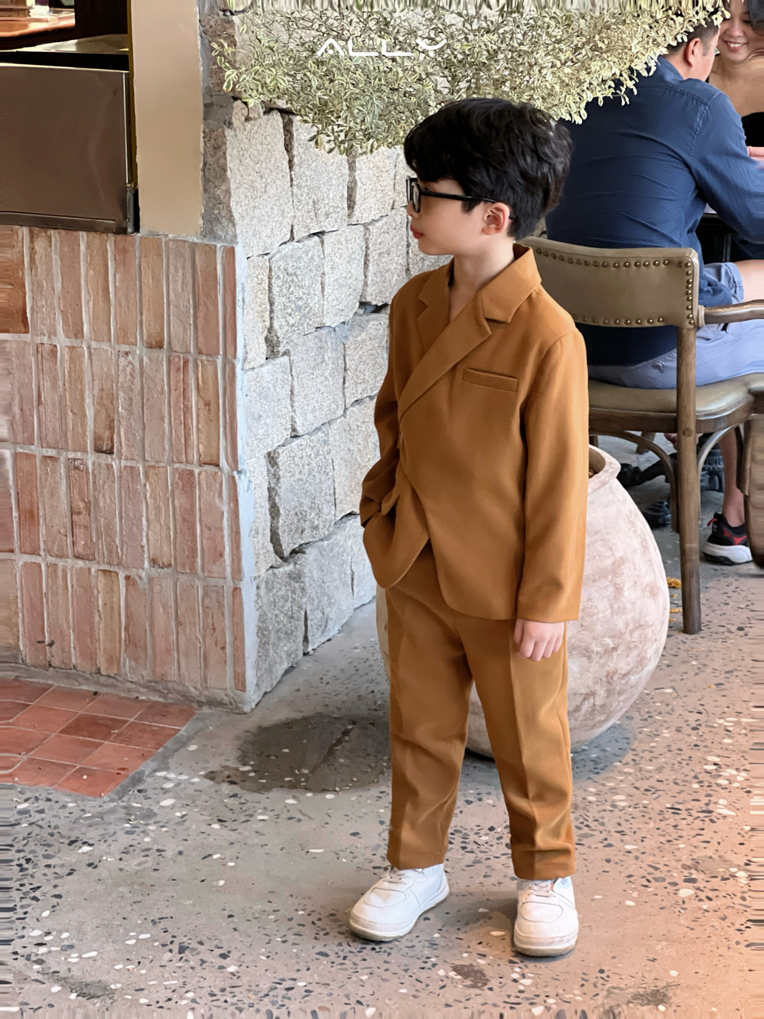 Bộ vest vạt lệch bé trai_thumbnail_2