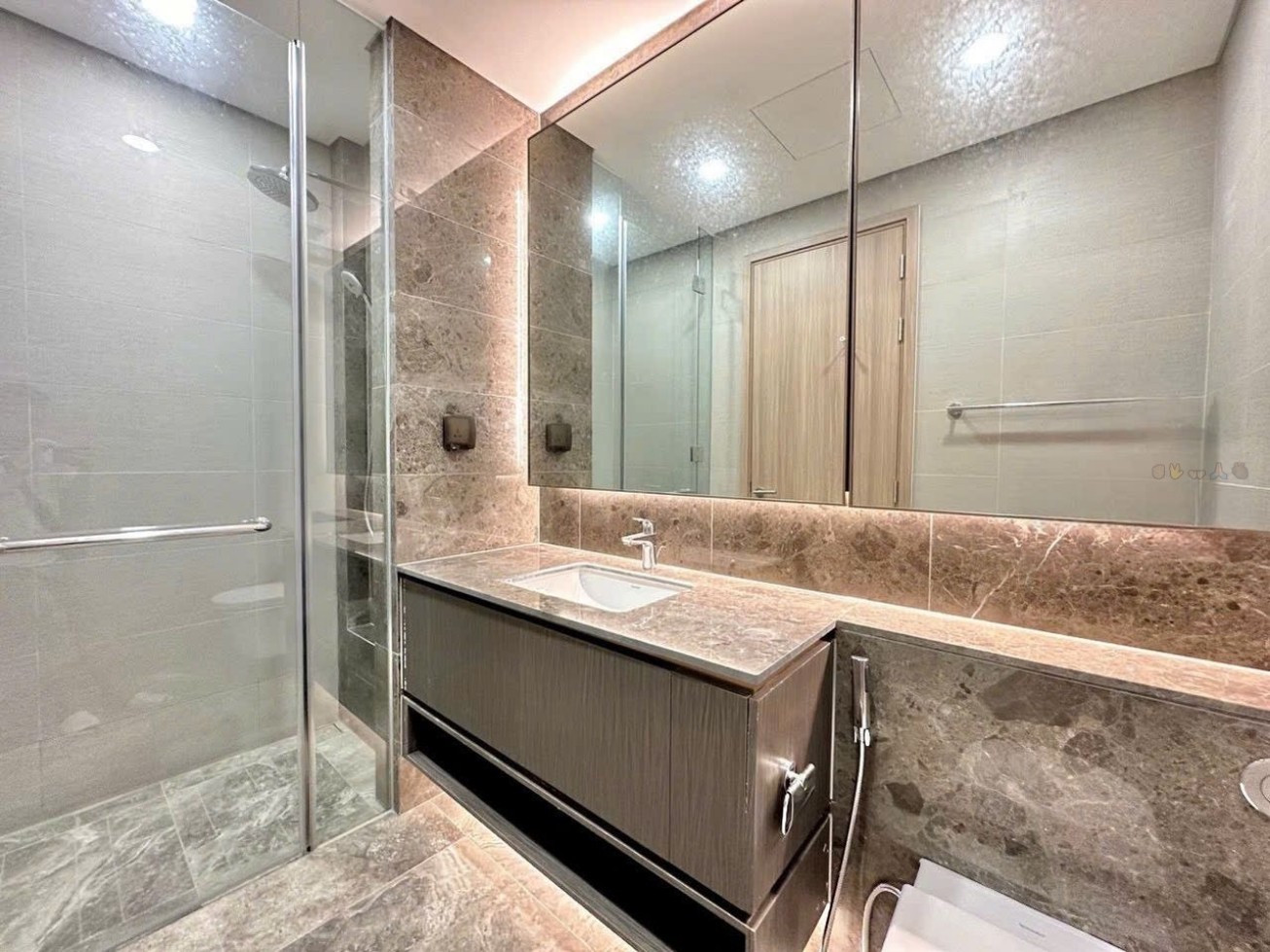 Cần bán nhanh căn hộ 2PN siêu đẹp, nhà mới hoàn toàn The River Thủ Thiêm_thumbnail_5