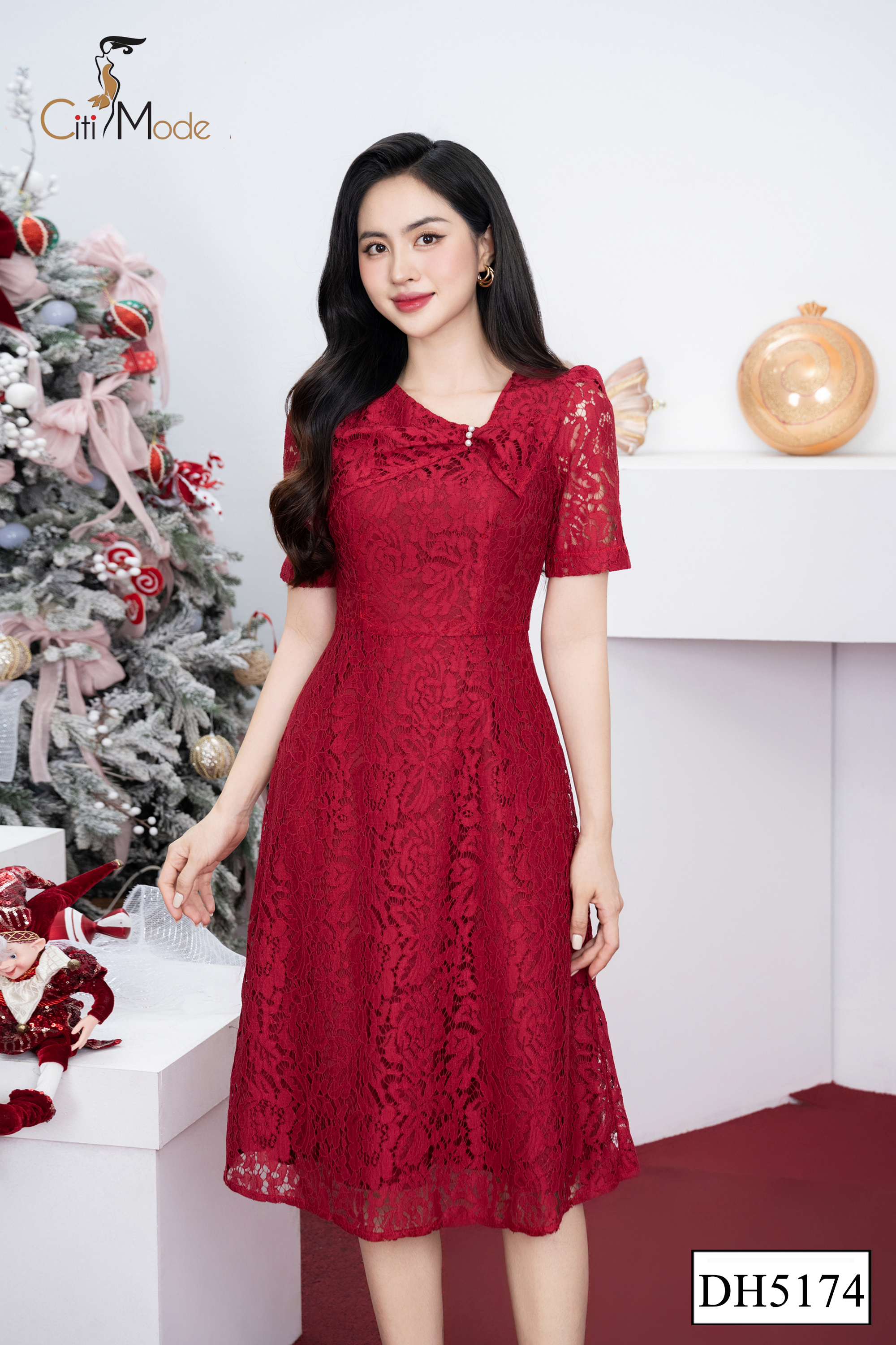 Đầm xoè ren đỏ cổ V lệch_thumbnail_0