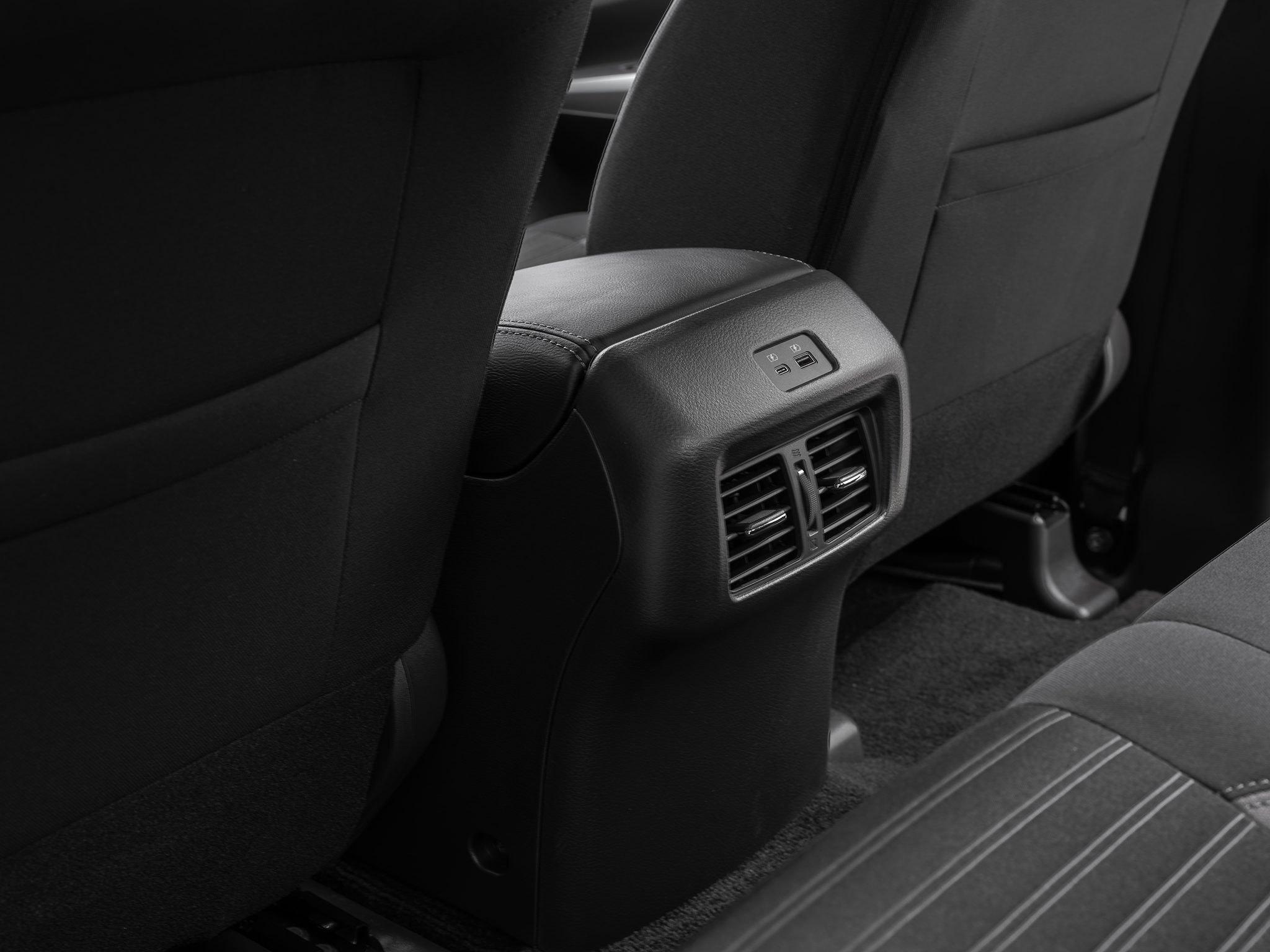 Nissan Navara EL tiêu chuẩn_thumbnail_4