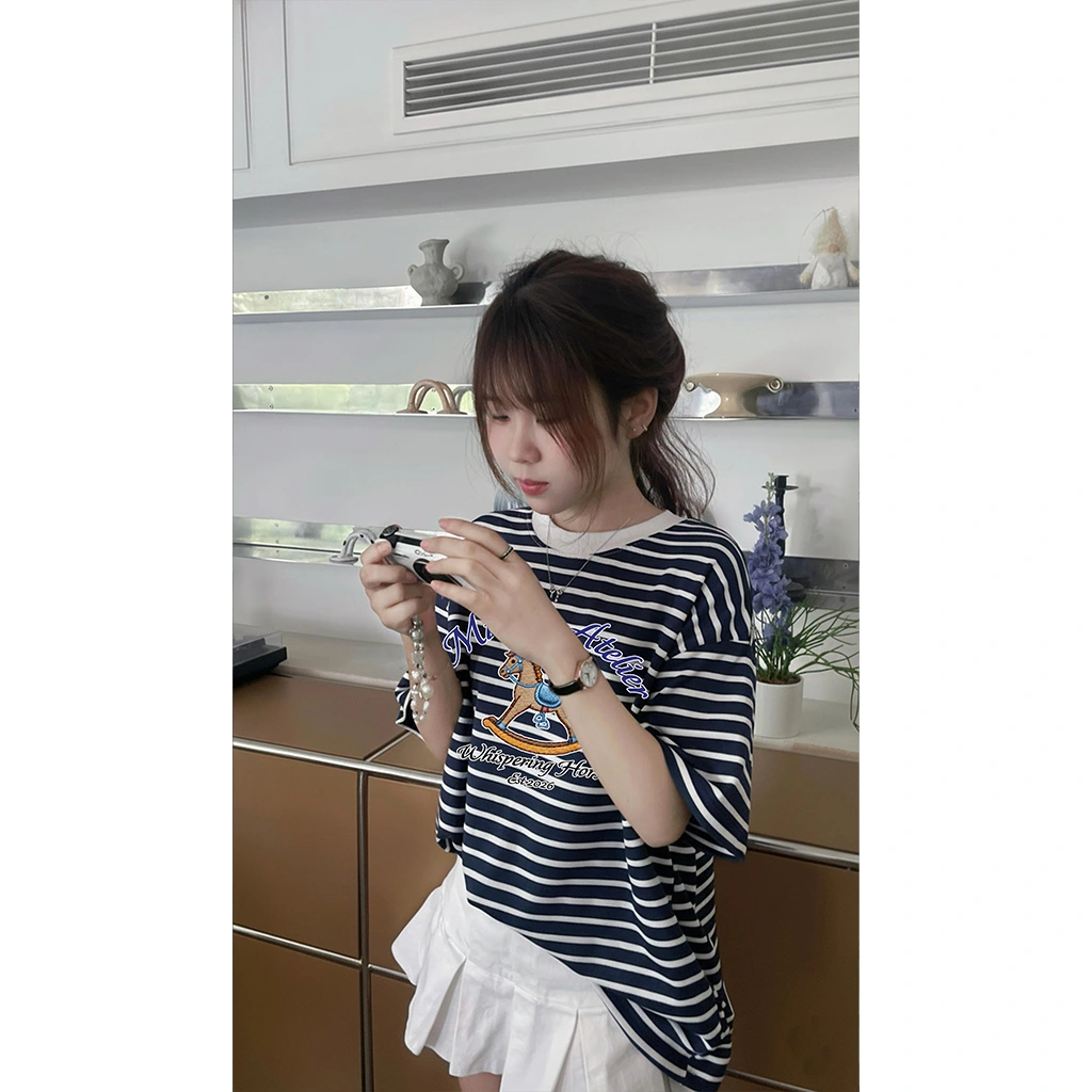 Áo thun boxy unisex Miucho Club vải borip thoáng mát tay ngắn cổ tròn hình chú ngựa sọc mix màu 2789_thumbnail_4