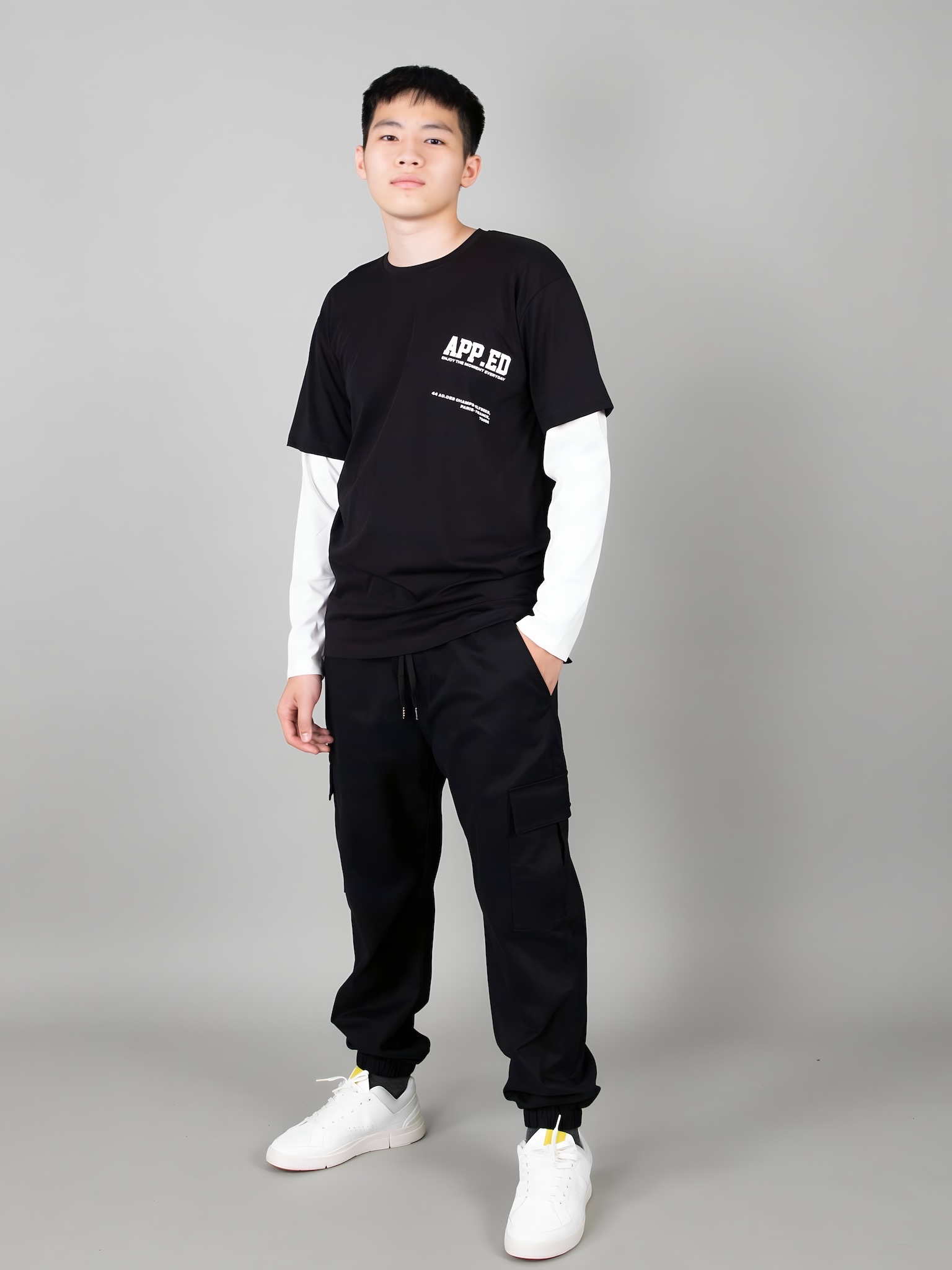 Áo phông dài tay đen phối tay trắng in chữ APP.ED_thumbnail_2