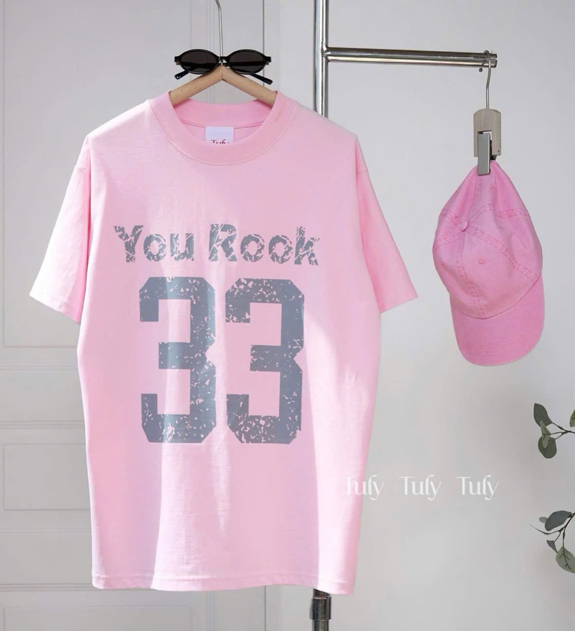 Set bộ áo thun hồng in chữ số 33 + quần xám_thumbnail_2