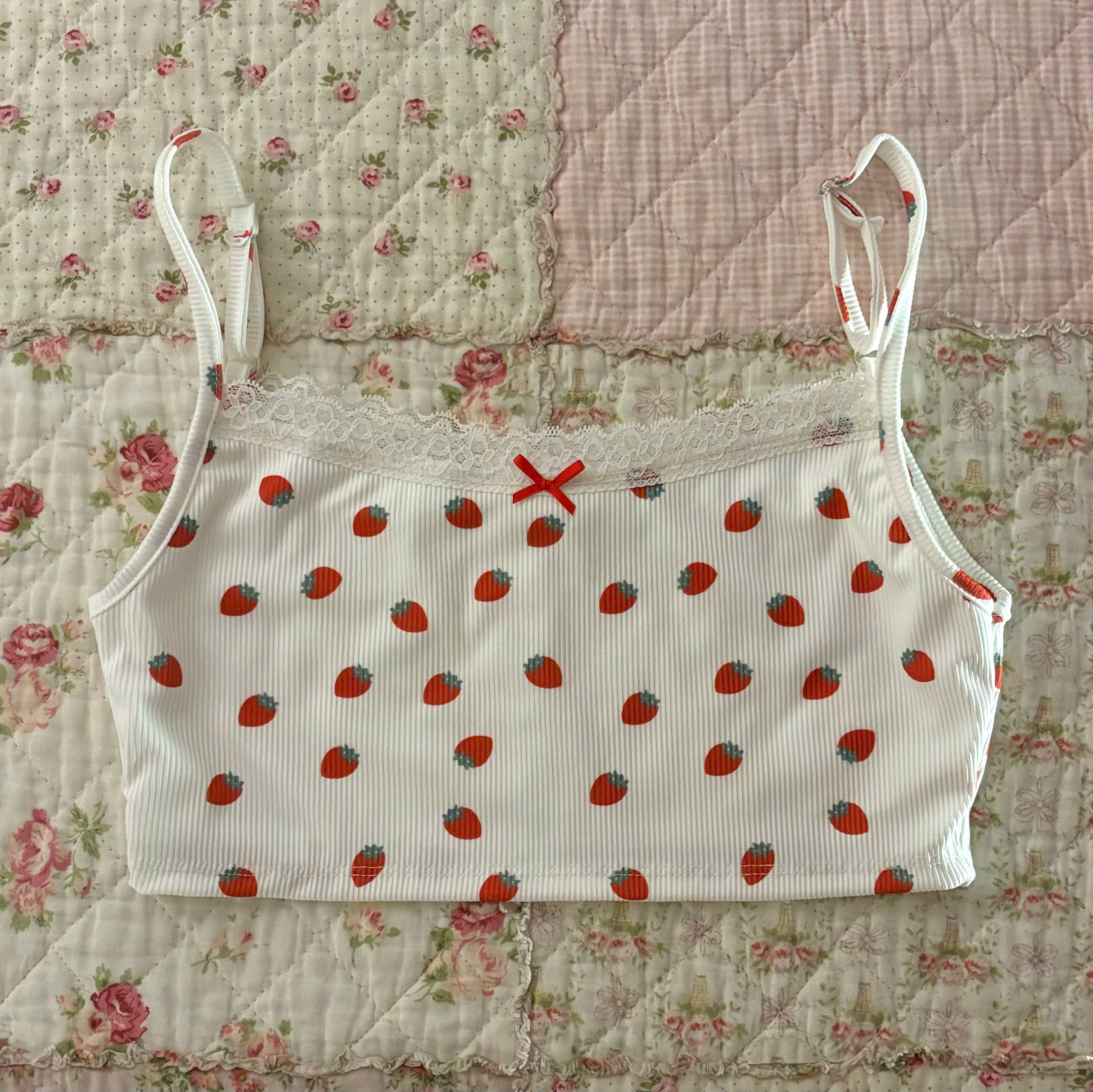 CAMI BRA IN STRAWBERRY