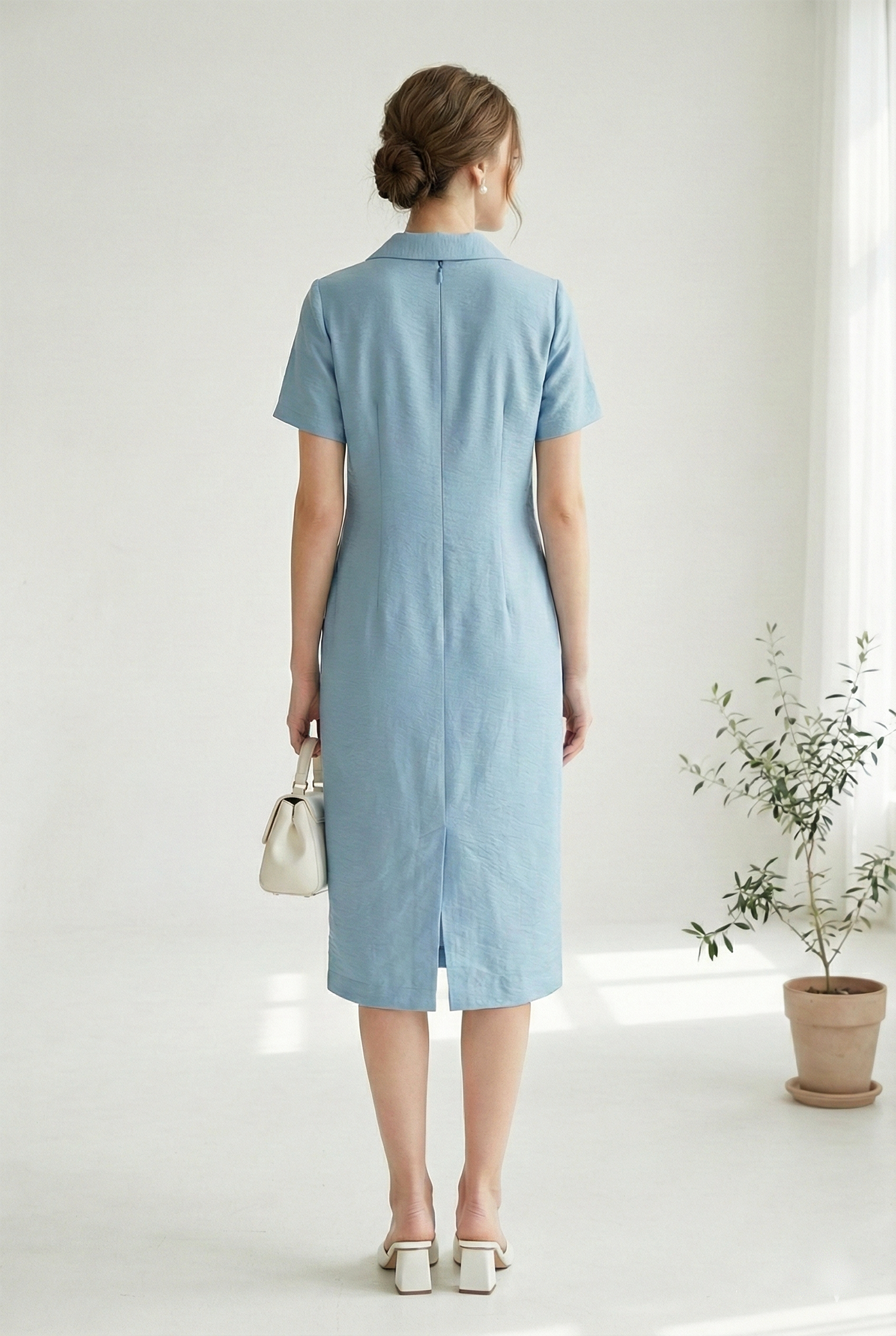 Đầm vải pha linen xanh ghi sáng dáng suông cổ bẻ cài khuy tay ngắn thiết kế MAZANO_thumbnail_1