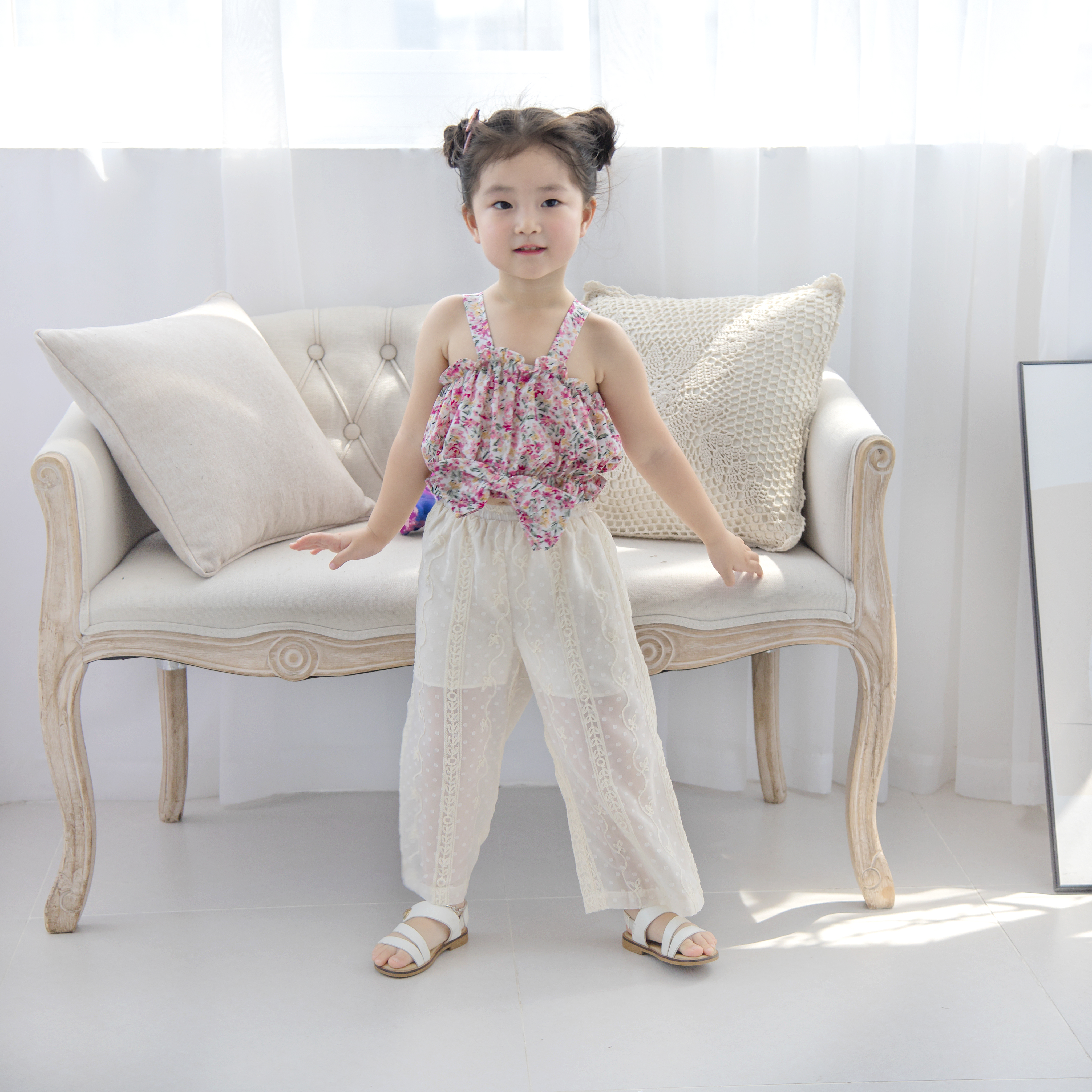 Quần voan hoa ống rộng_thumbnail_1