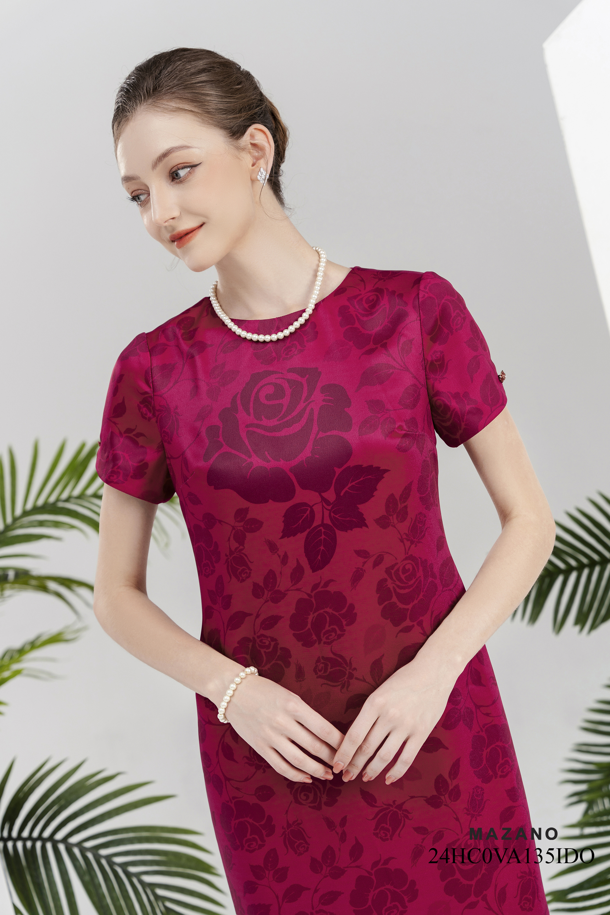 Váy Đầm Suông Vải thô lụa Hoạ tiết hoa hồng cách điệu Cổ tròn Tay ngắn Dài đến bắp chân_thumbnail_3