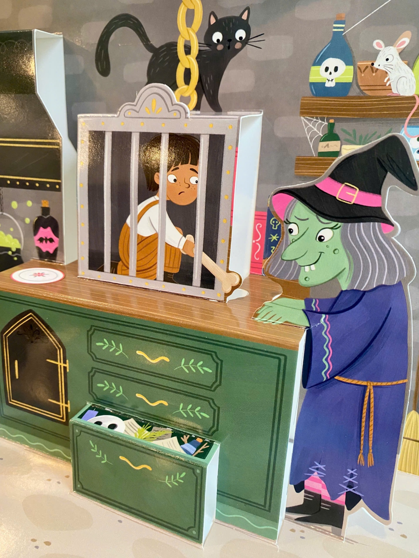 FAIRYTALES POP-UP SOUND BOOK: HANSEL & GRETEL (North Parade)_thumbnail_4