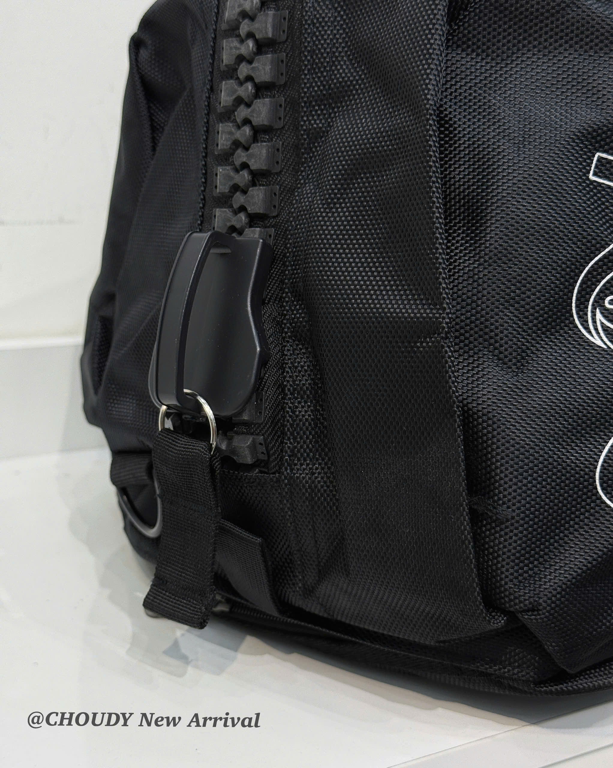 T64 TÚI DU LỊCH ĐEN_thumbnail_6