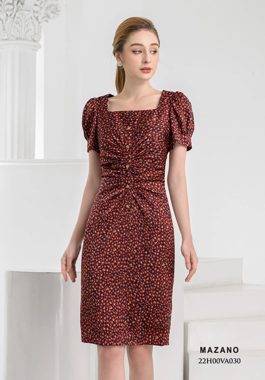 Đầm ôm họa tiết cổ vuông nhún bụng