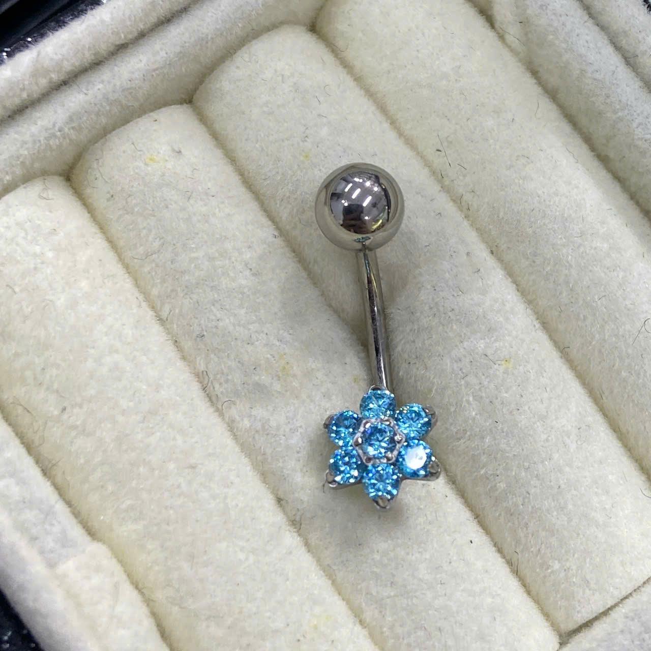 Rốn titan đặc biệt hoa kim cương xanh ngọc._thumbnail_1