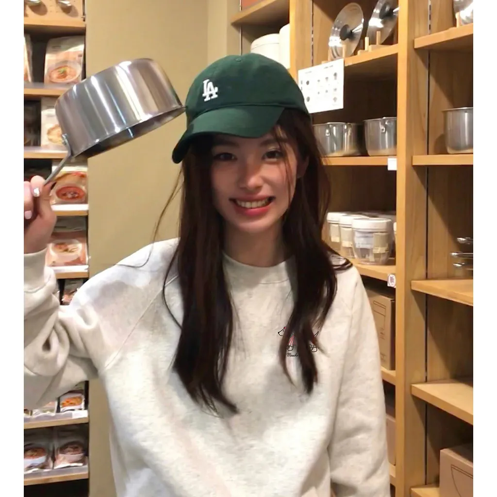 Áo sweater form boxy basic dễ phối 2620 Miucho vải nỉ bông thoáng mát tay dài cổ tròn in mix_thumbnail_5