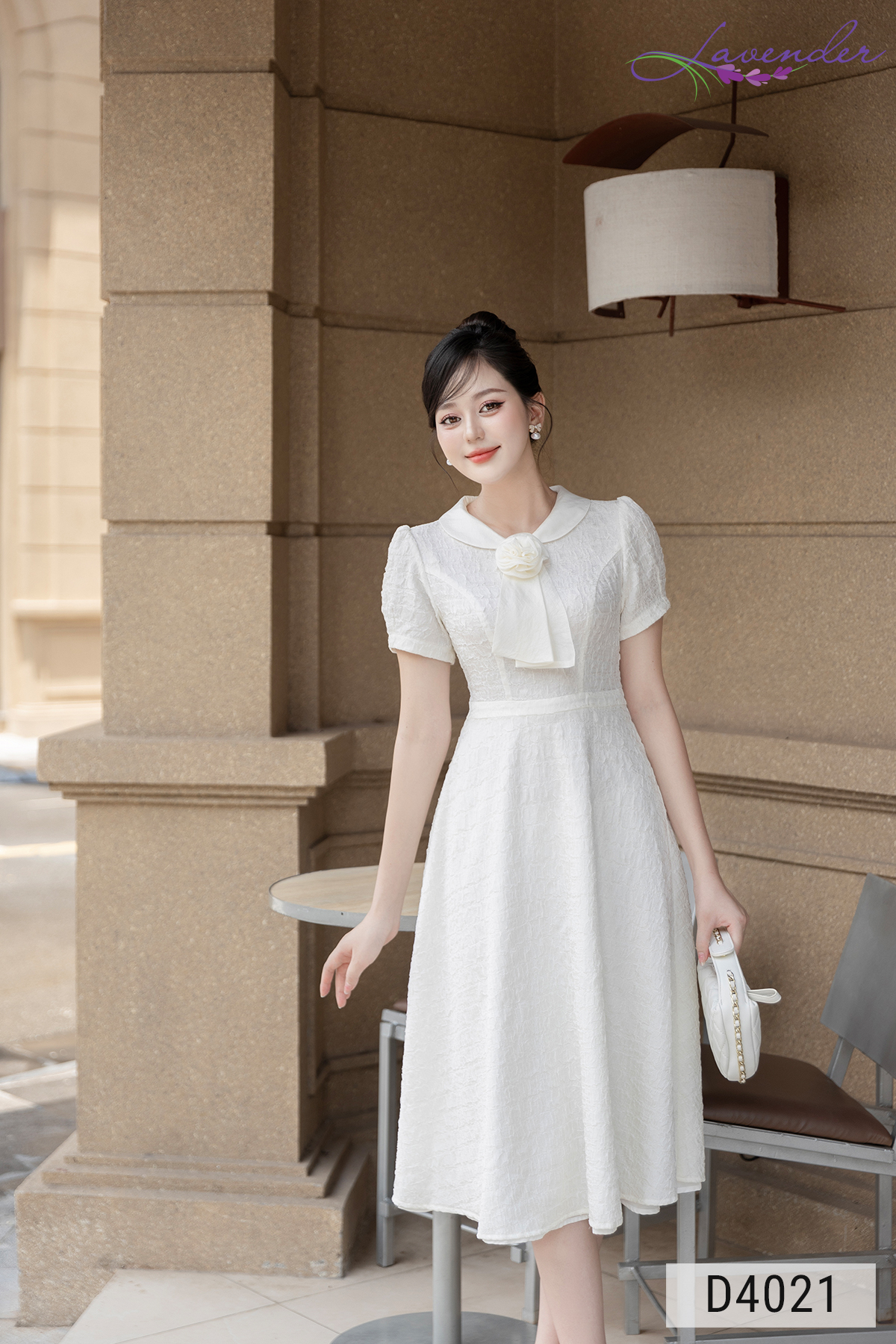 Đầm xòe trắng cổ bẻ đính hoa tay ngắn D4021_thumbnail_2