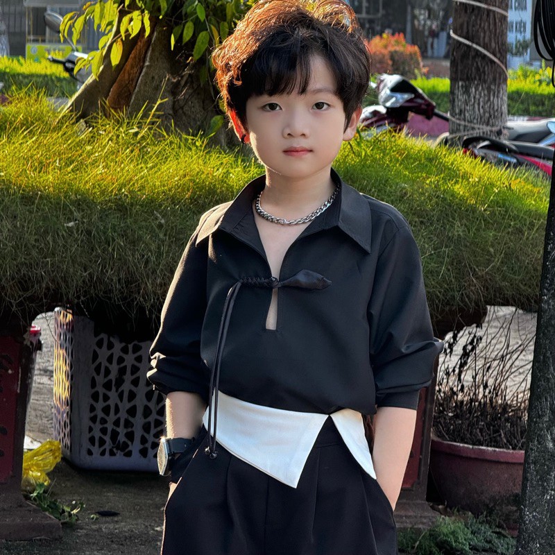 Quần Suông Đen Đai Trắng Dáng rộng, Áo Đen Cúc Tàu Cho Bé Trai._thumbnail_10