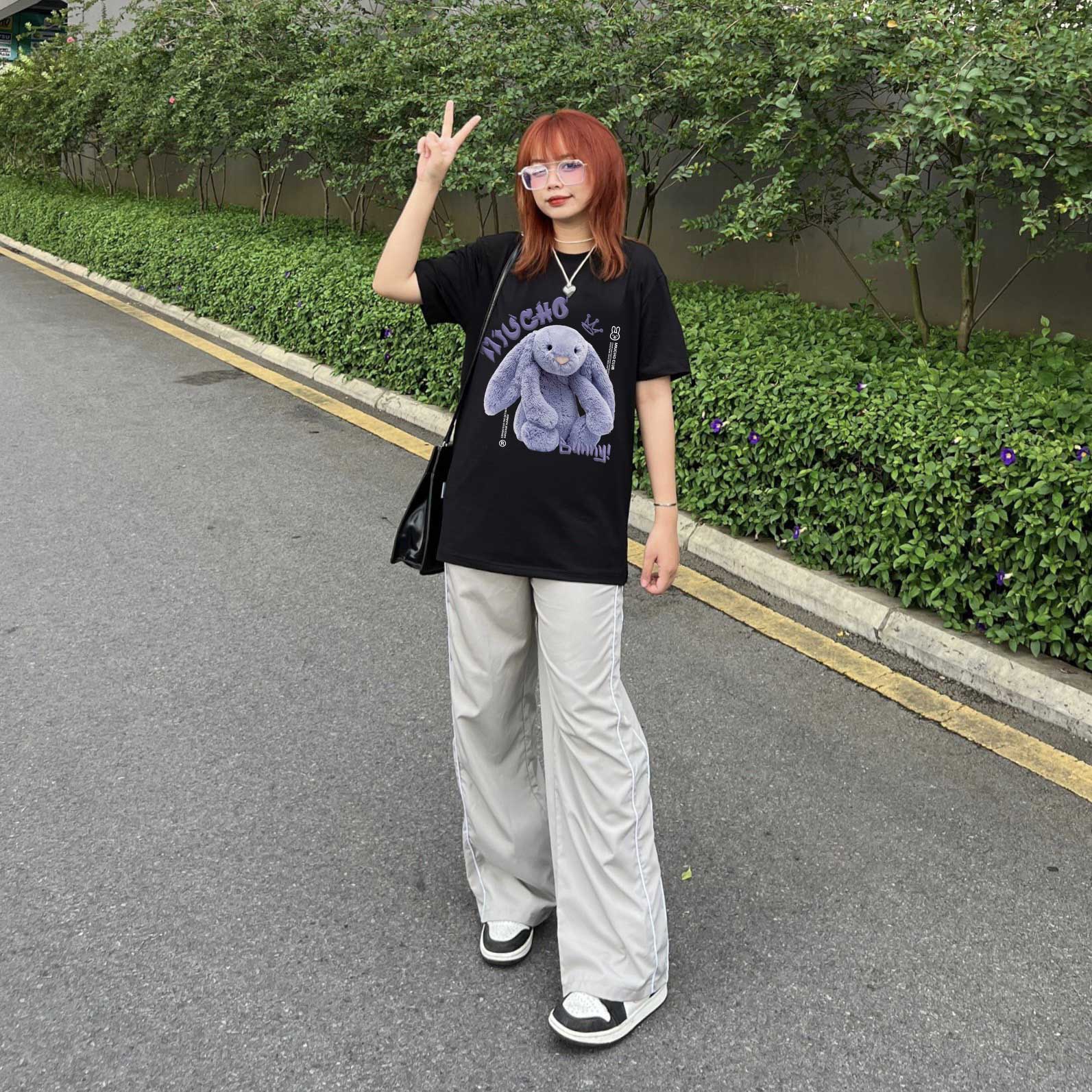 Áo thun thỏ Bunny form rộng local brand ATD1256 Miucho tay ngắn cổ tròn in mix_thumbnail_4