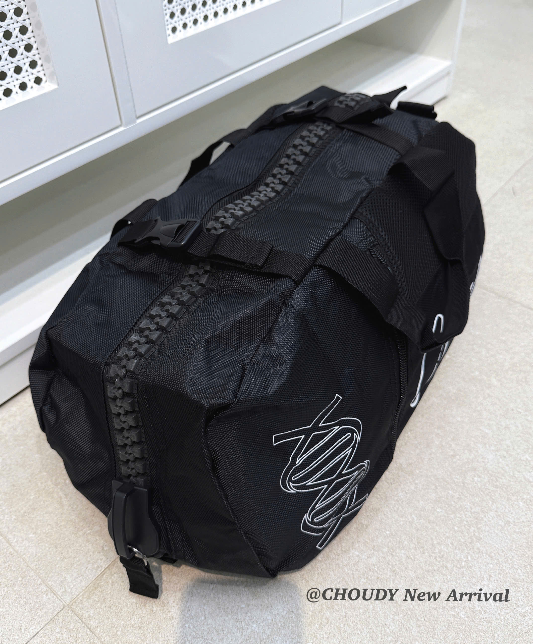 T64 TÚI DU LỊCH ĐEN_thumbnail_1