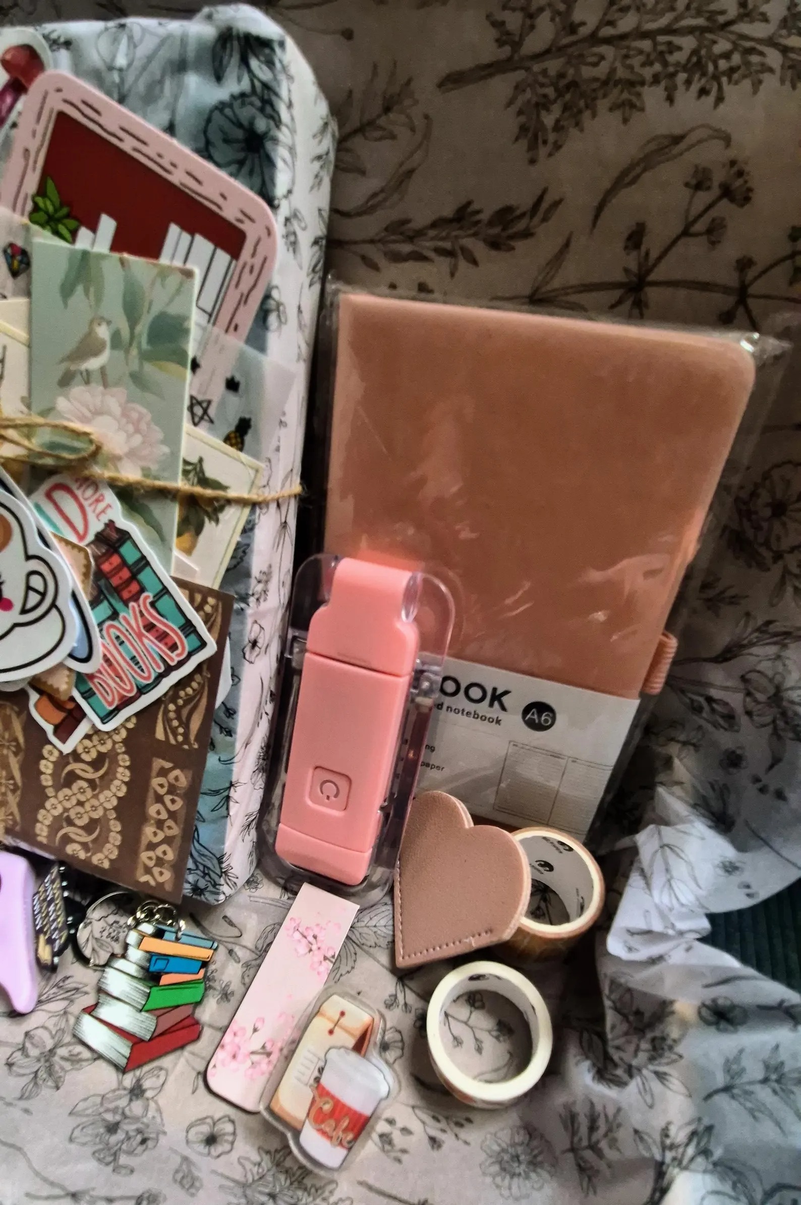 Secret Story Bundle™ – Cozy Mystery + Creative Extras Pack_thumbnail_4