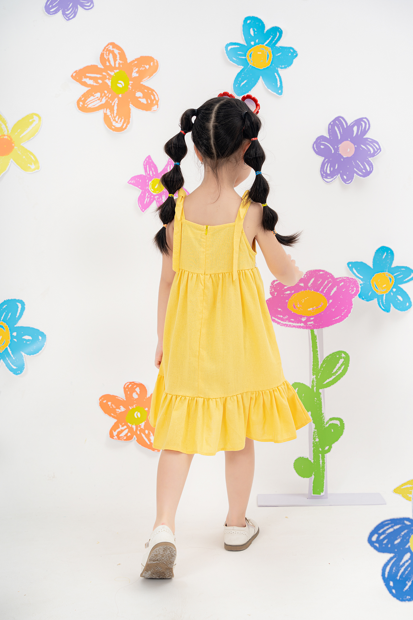 Váy 2 dây nơ vai thêu ngực_thumbnail_5