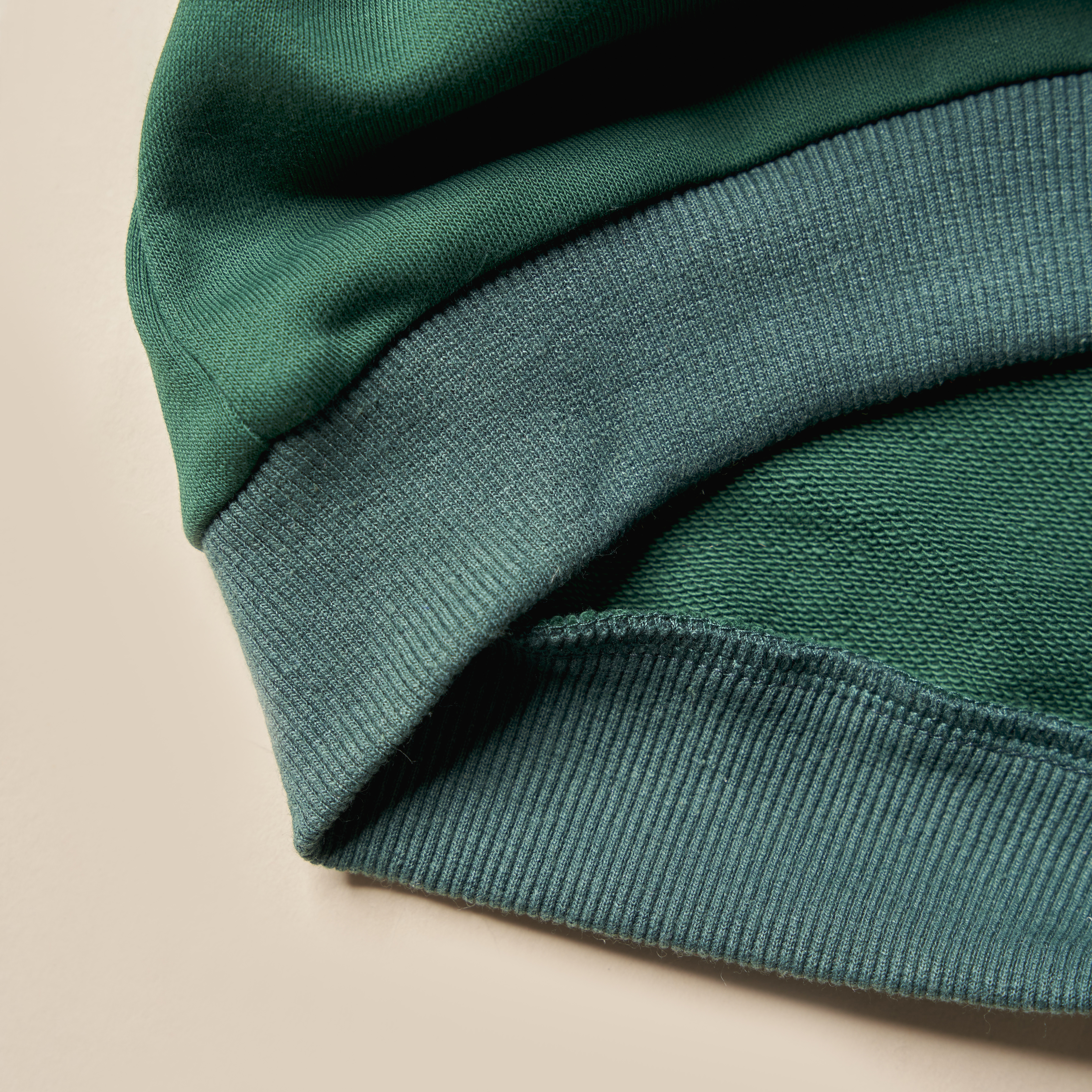 Áo sweater in hình thân trước_thumbnail_2