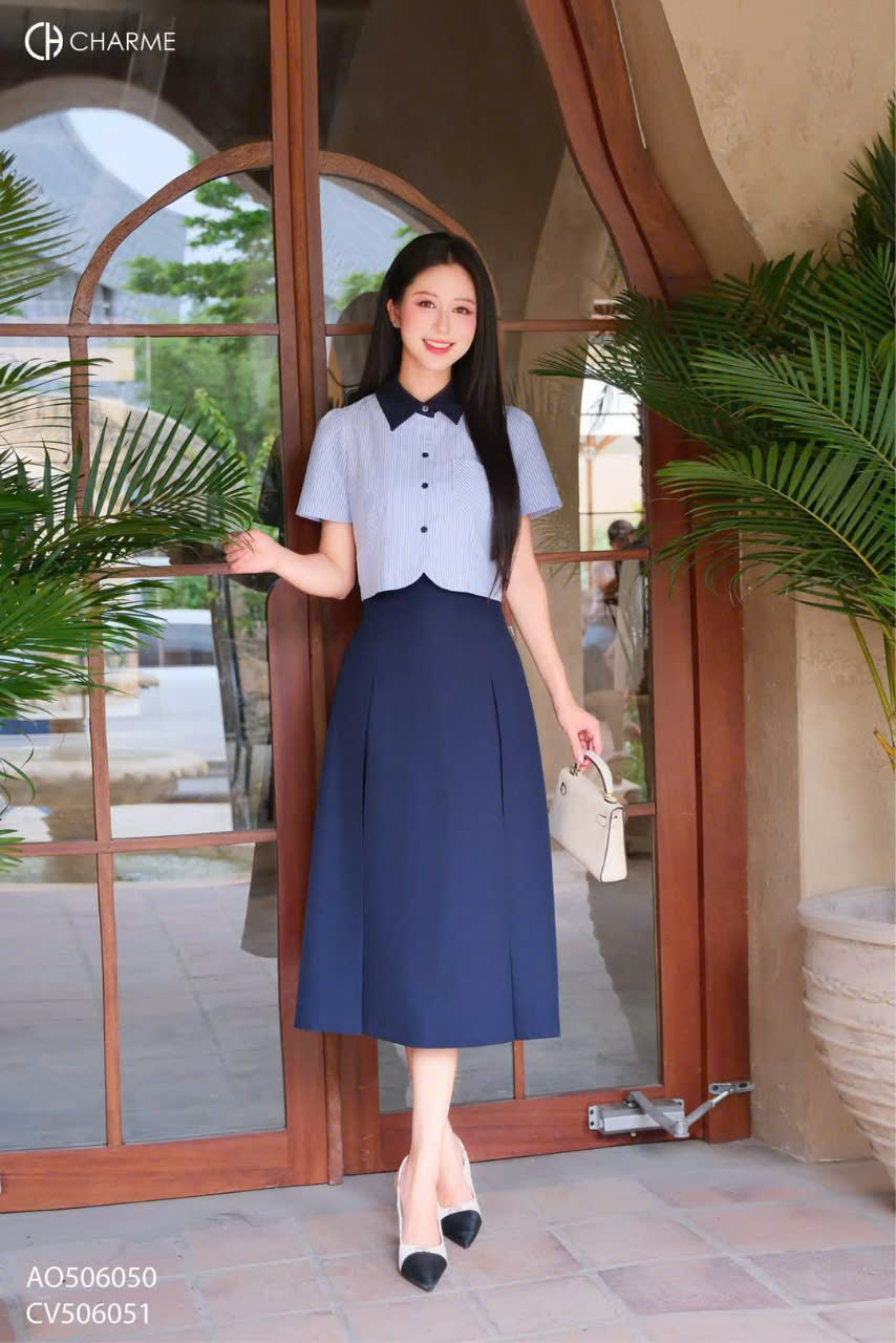 Áo vạt tròn túi ngực