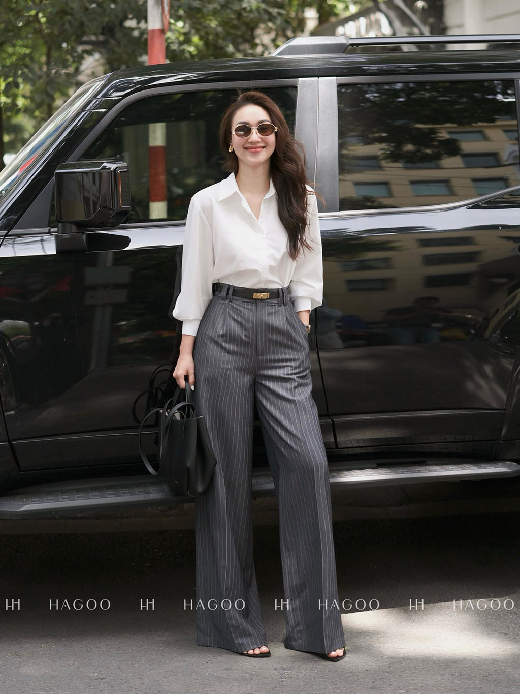 Quần kẻ suông hai ly