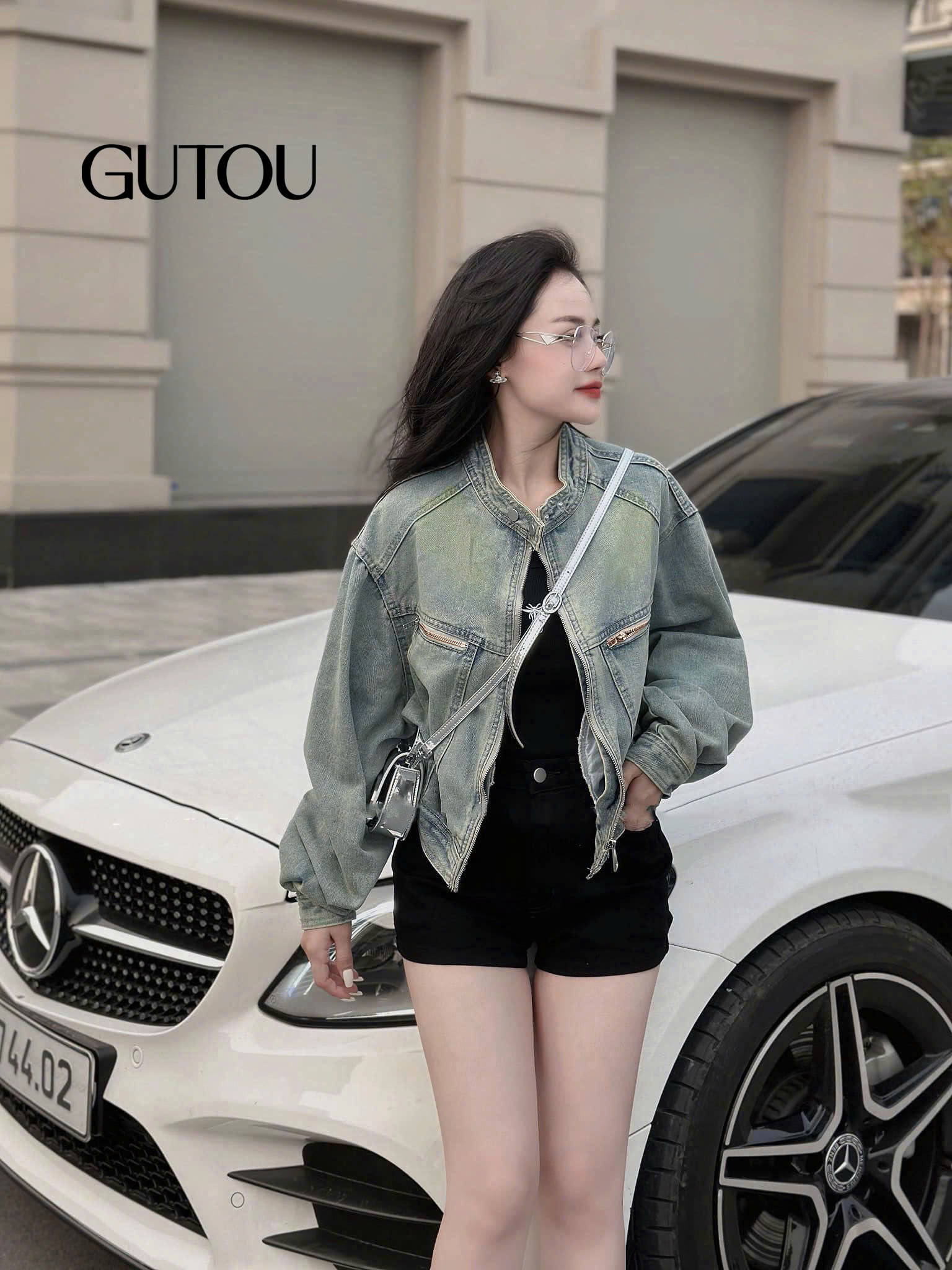 [ GUTOU ] Áo Khoác Denim Cổ Trụ Khóa Kéo Street Style