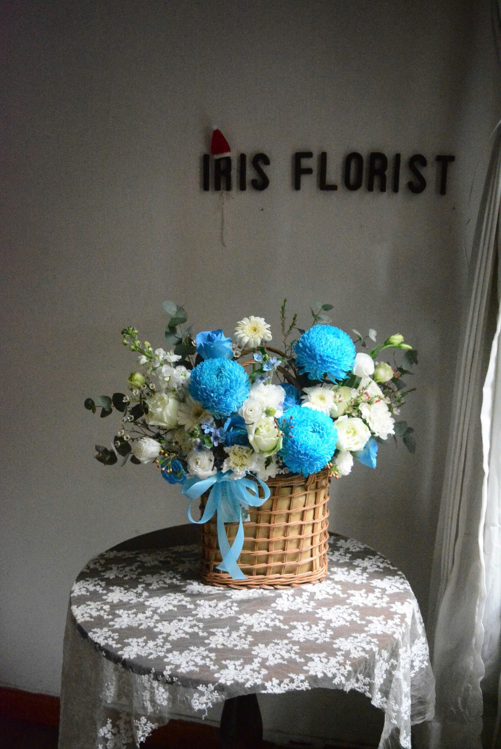 Giỏ hoa Cúc mẫu đơn xanh mix