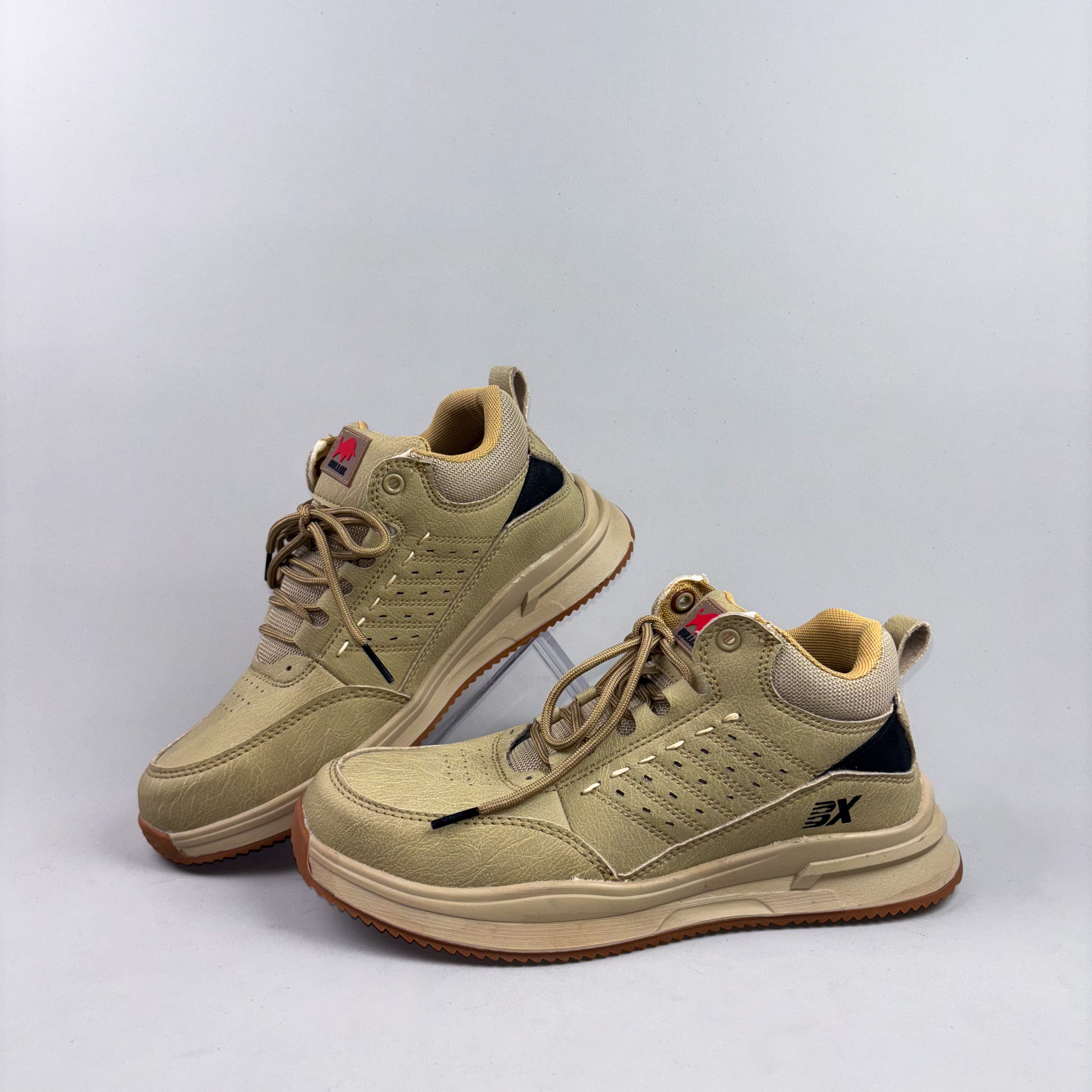 Valor Trek Safety Shoes