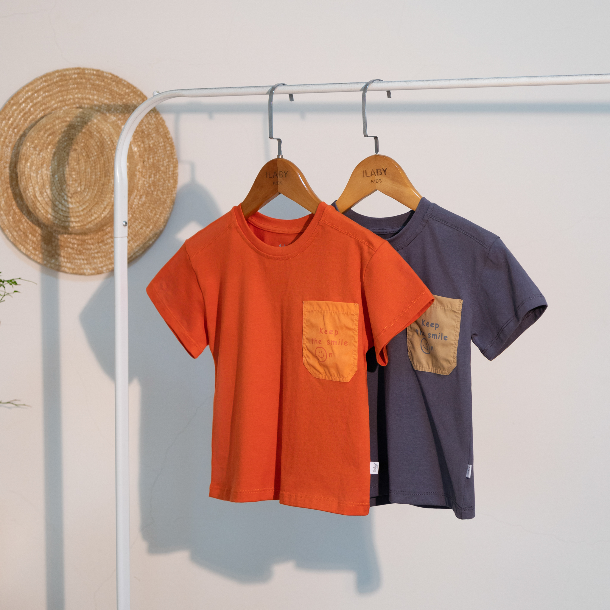 Áo cotton phối túi in chữ_thumbnail_1