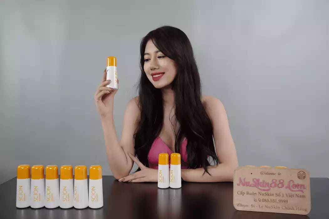 Lăn khử mùi sáng da Scion Brightening Roll On_thumbnail_15