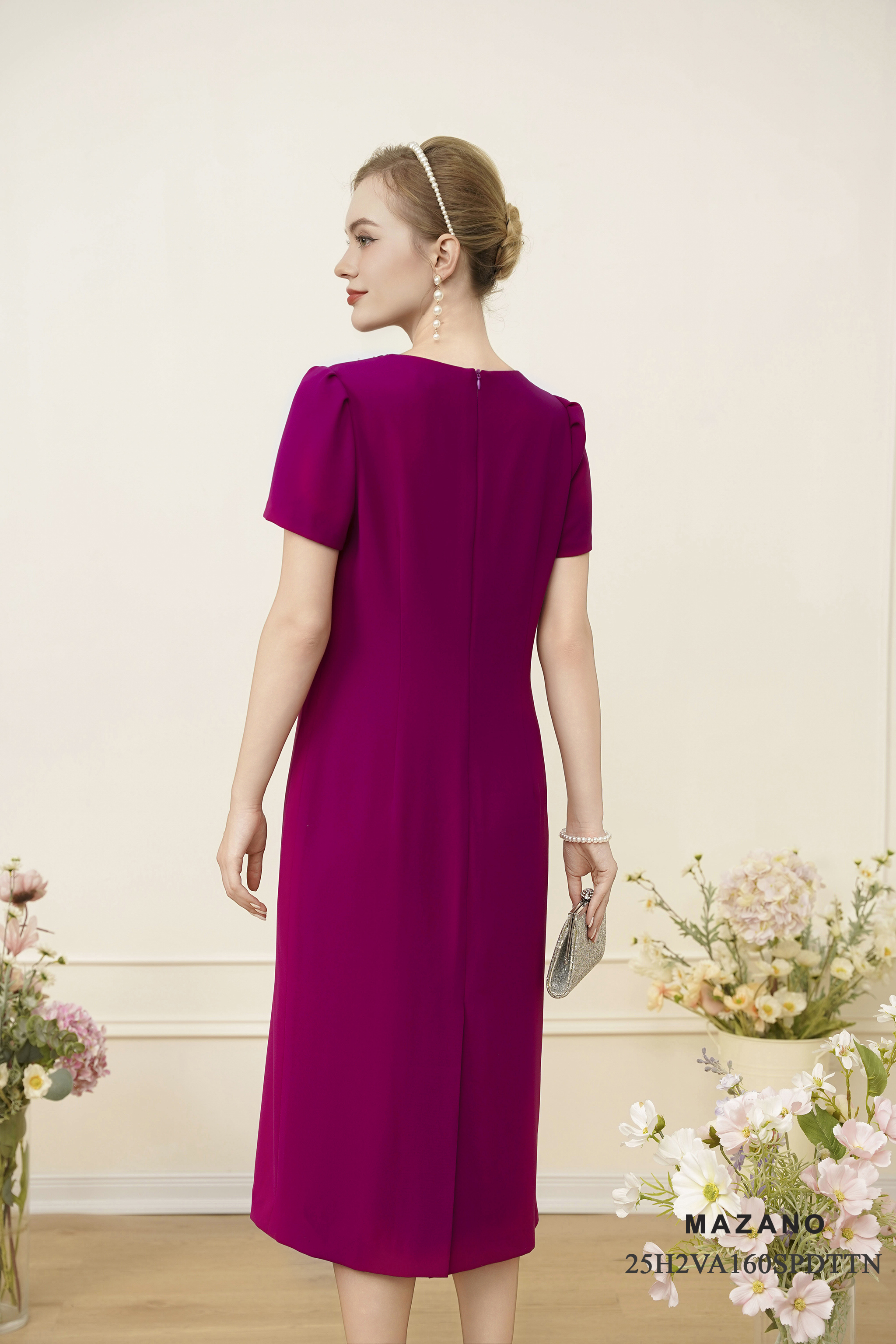 Váy Đầm suông vải thô Đính trang trí Cổ tròn tay ngắn Dài váy ngang bắp chân_thumbnail_4