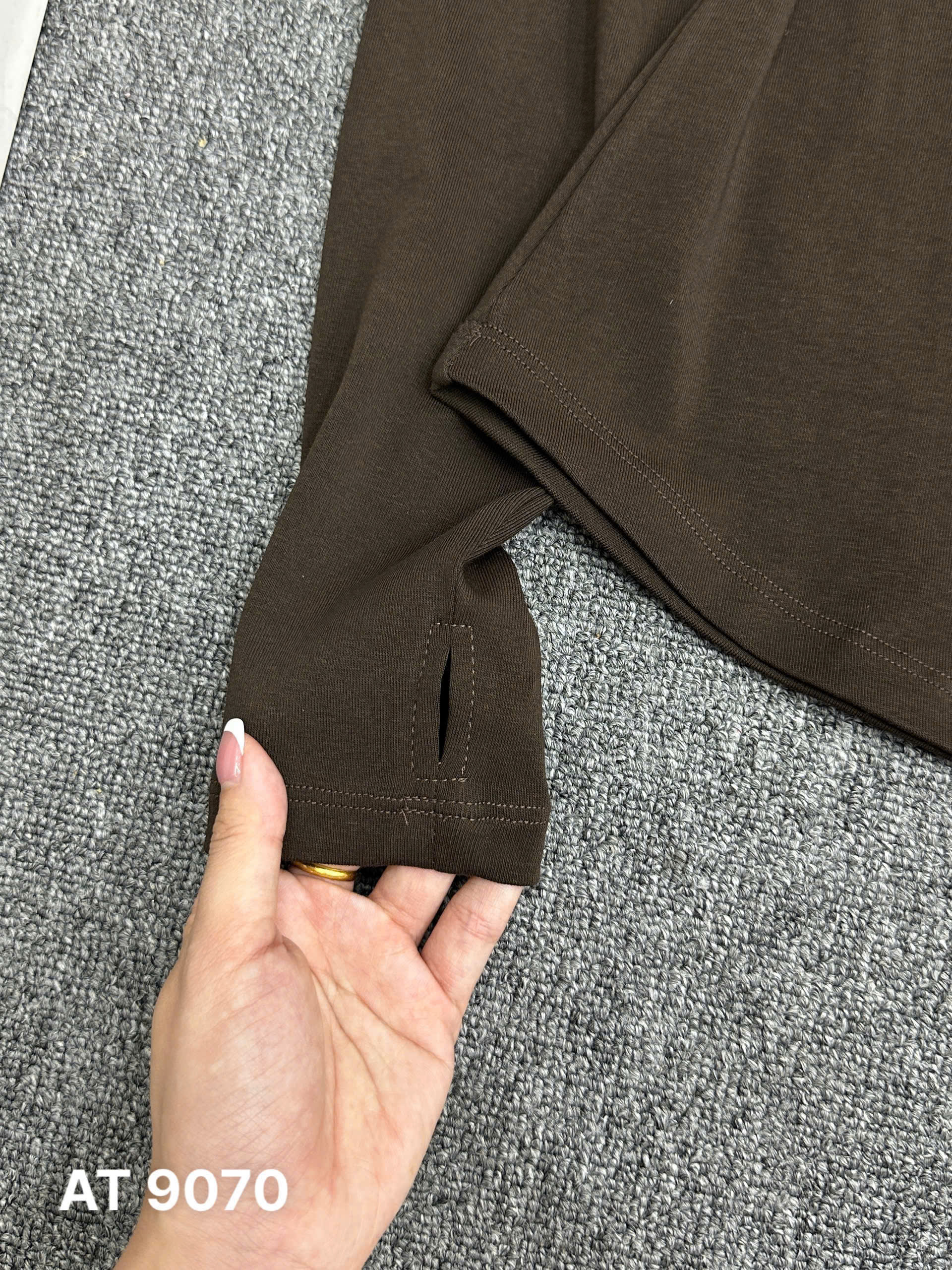 BIGIZE- Áo thun tay dài cổ tròn T-AT9070_thumbnail_10