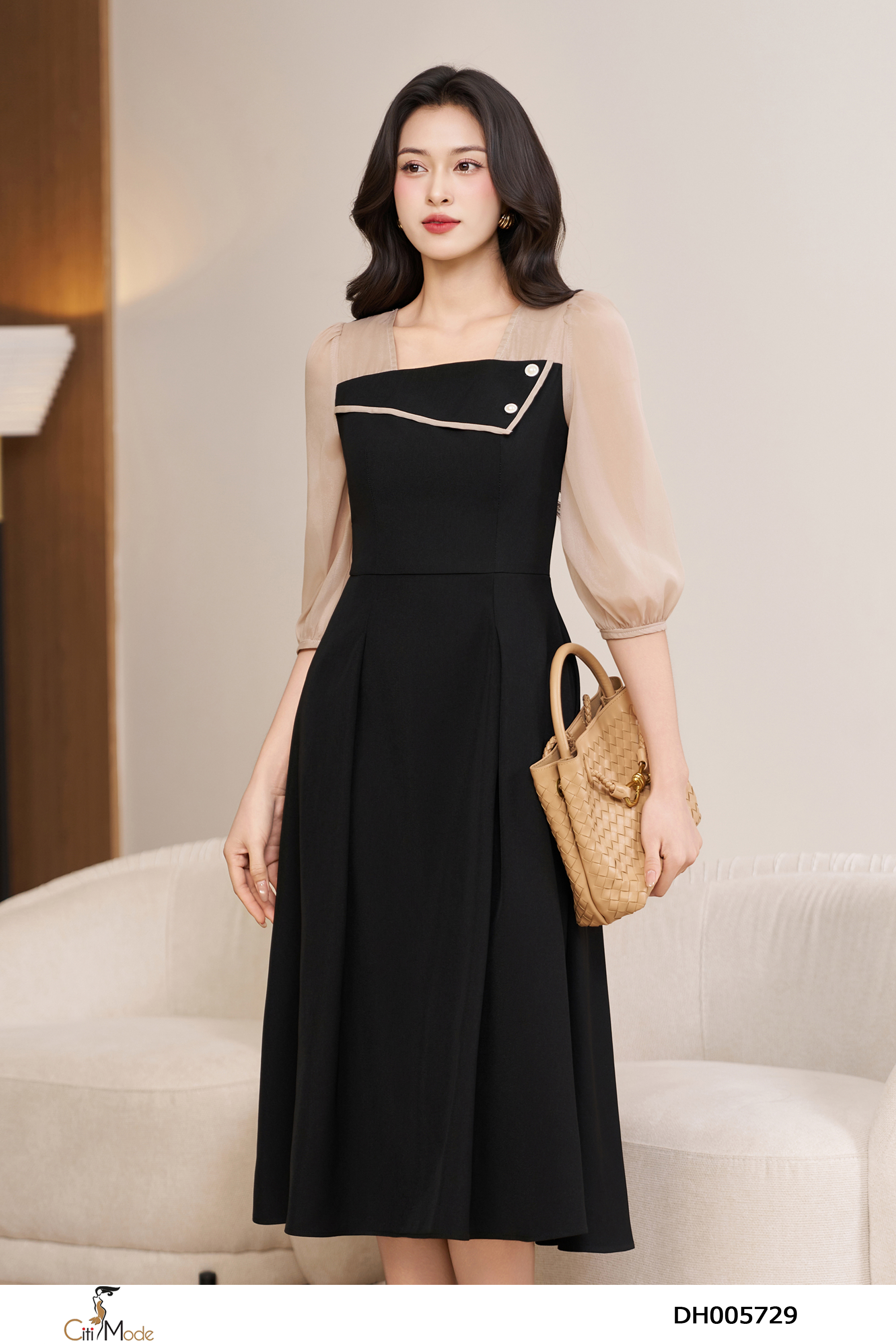 Đầm xòe đen phối tay voan cổ vạt cách điệu_thumbnail_2