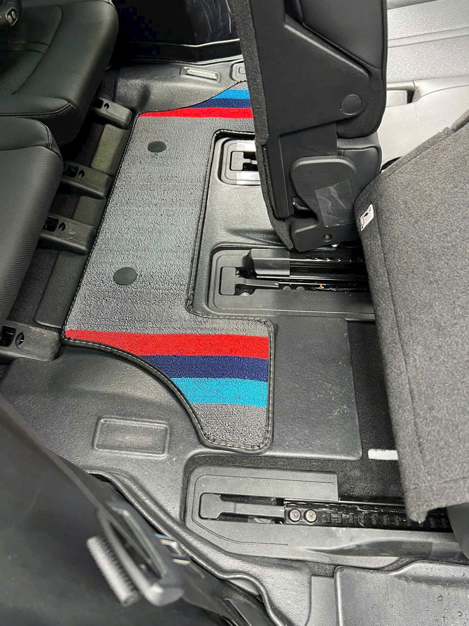 Thảm Lót Sàn Ô Tô TPE Nhựa Đúc Kia Sorento_thumbnail_4