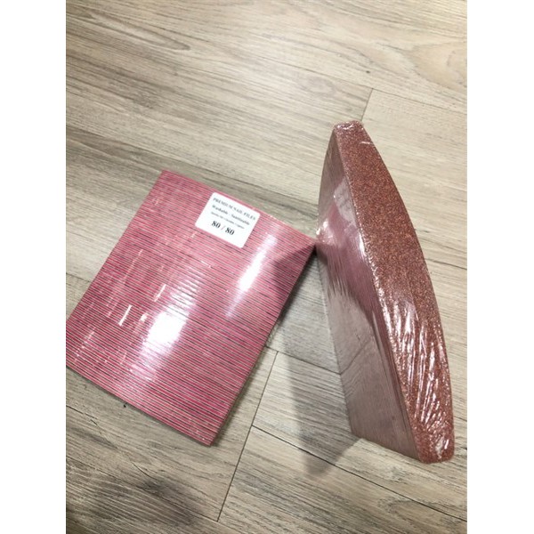 Dũa da bò màu nâu chữ D