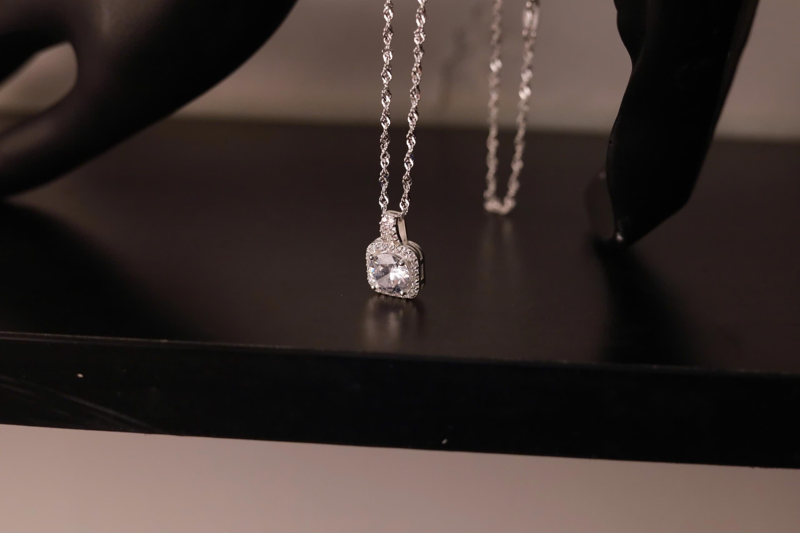 Vòng cổ bạc đá tròn dây mì xi bạch kim