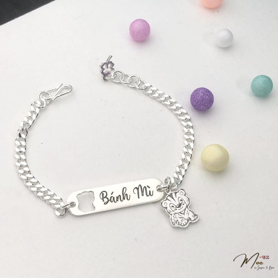 B55 - Lắc cho bé khắc tên họng xích đục lỗ_thumbnail_1