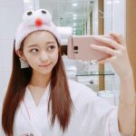 Thực hiện chuẩn chỉnh bước tẩy da chết, da bạn sẽ sáng hồng bóng mướt và tươi trẻ