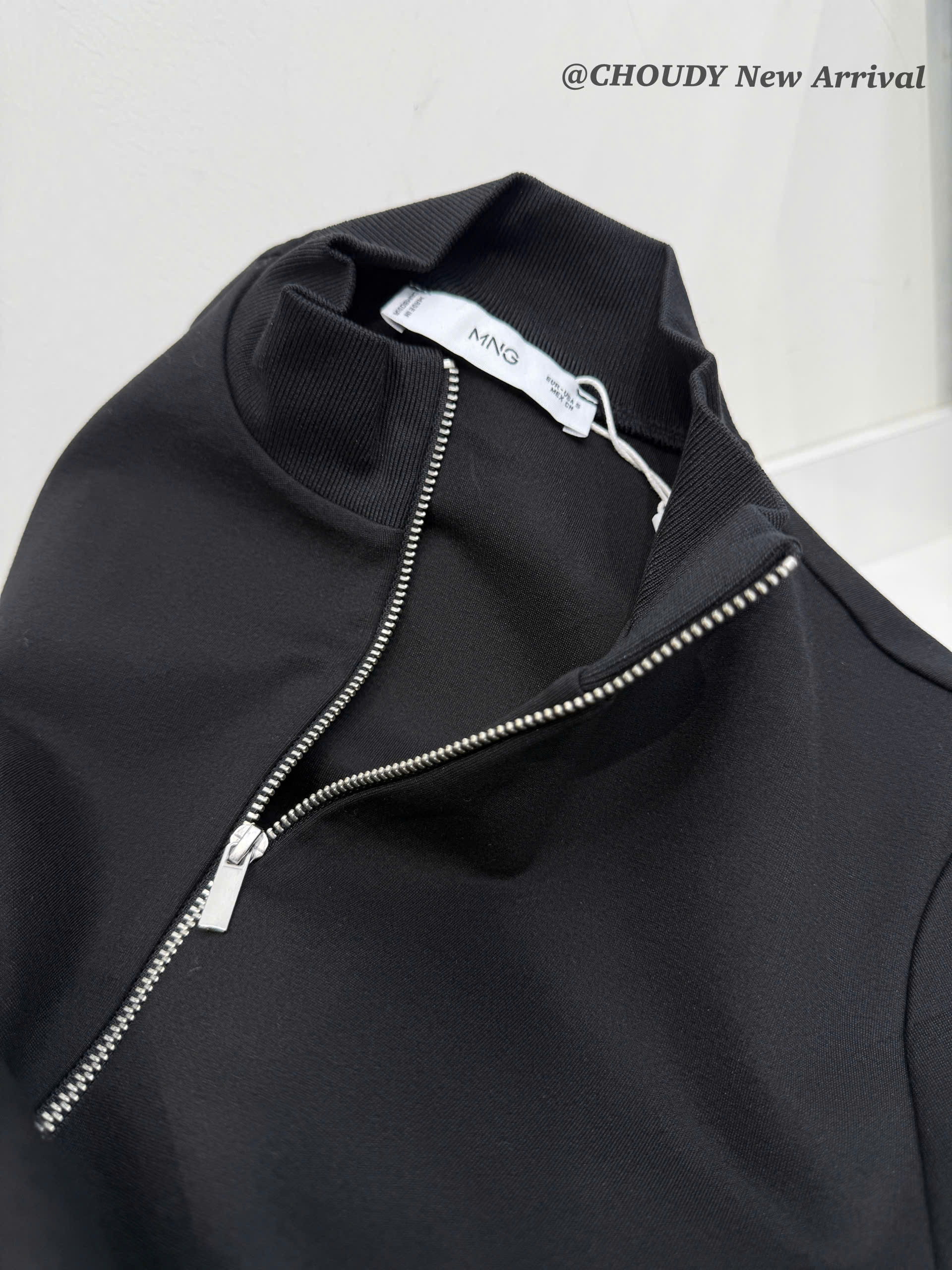 SALE A515 ÁO KHOÁC ĐEN_thumbnail_4