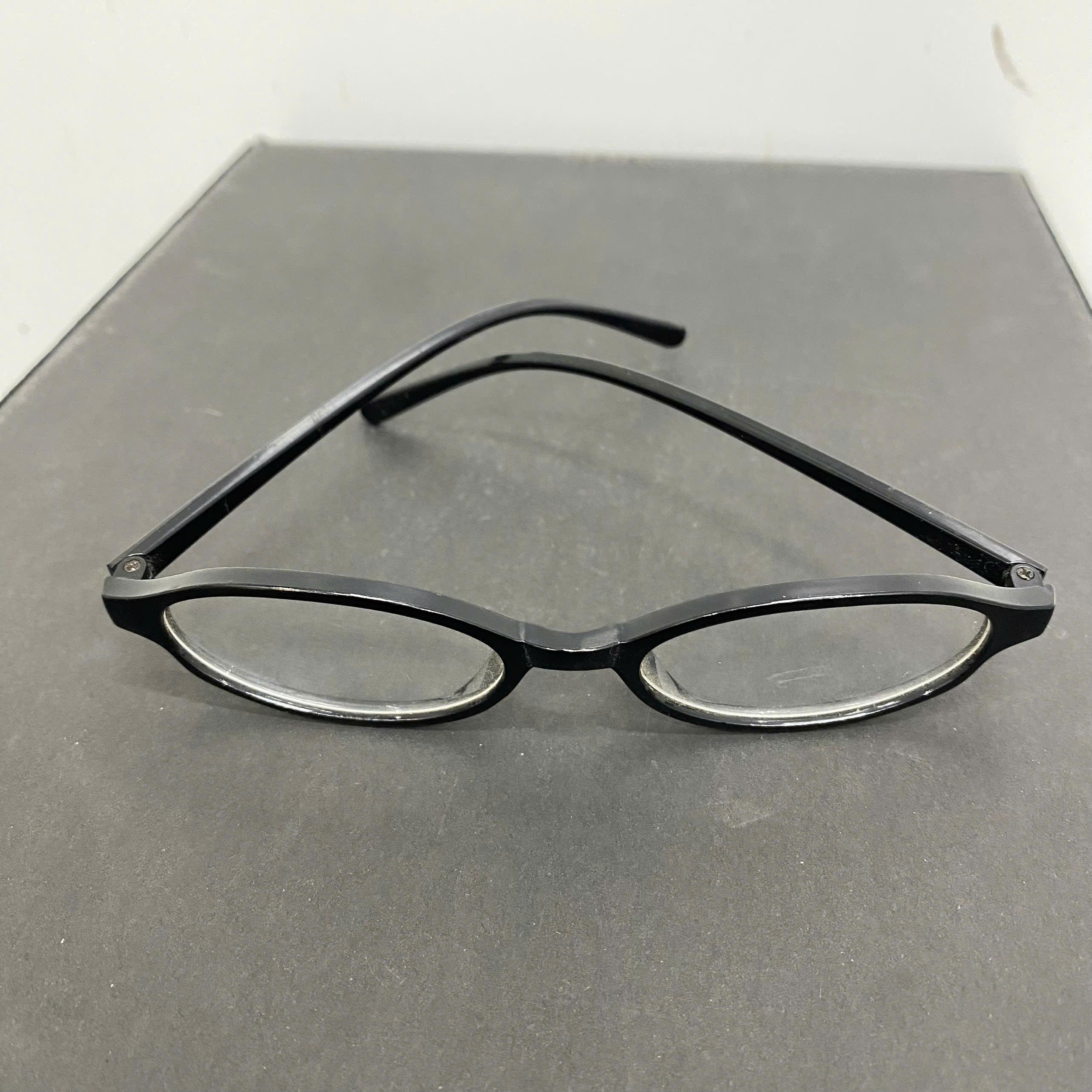 kính mắt gọng đen y2k nhựa._thumbnail_3