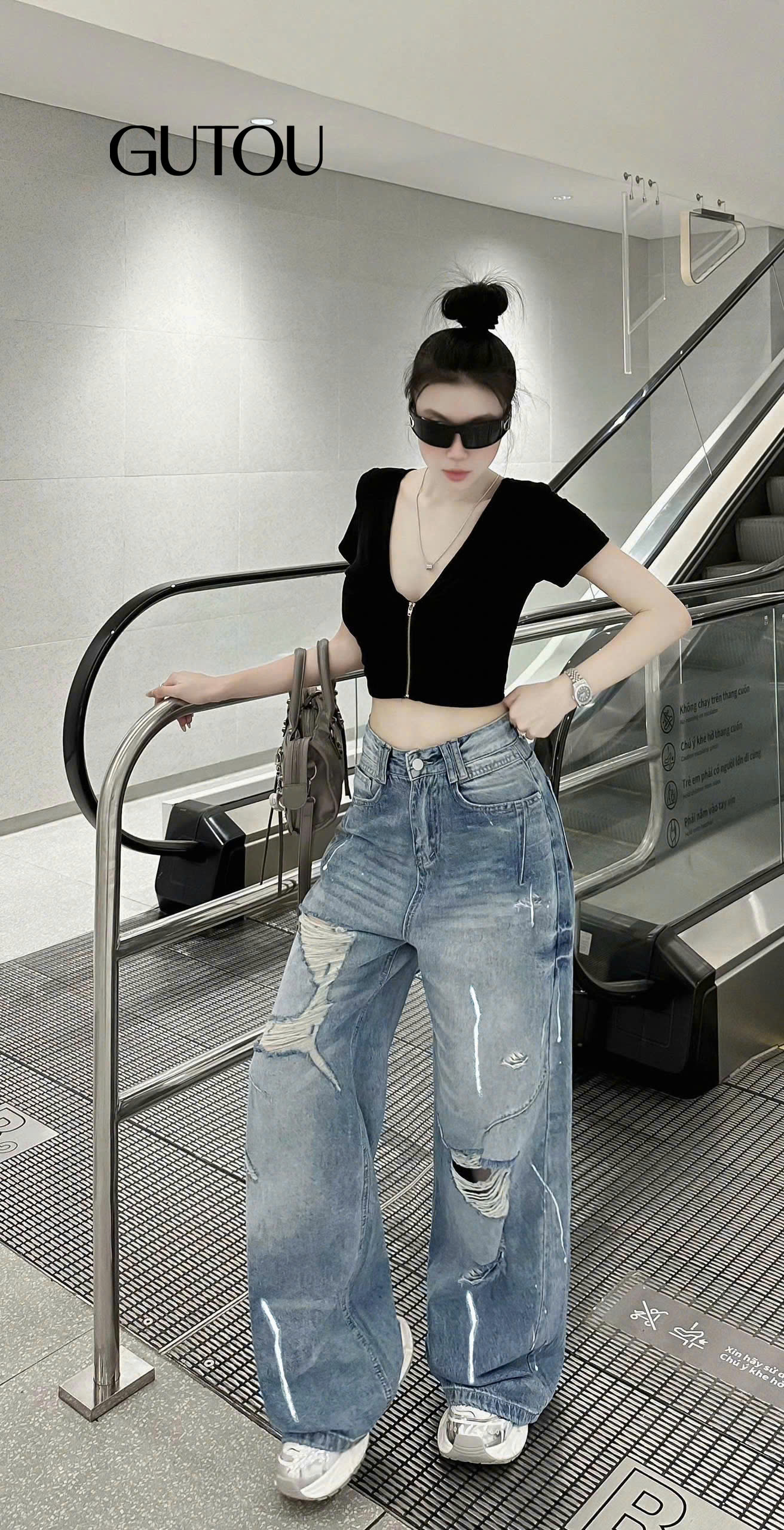 [ GUTOU ] Quần Jean Suông Rách Gối Vẩy Sơn_thumbnail_5