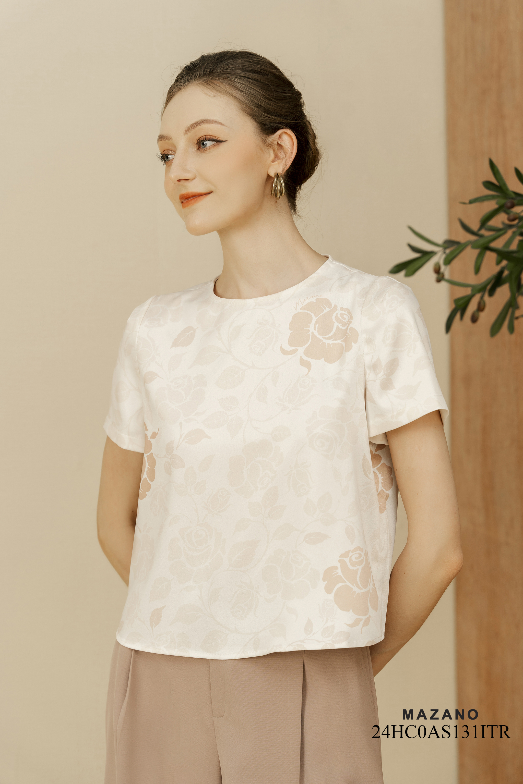 Áo Top ngắn chui đầu Suông Vải thô lụa Họa tiết hoa hồng in chìm Cổ tròn Tay ngắn Dài dưới eo_thumbnail_4