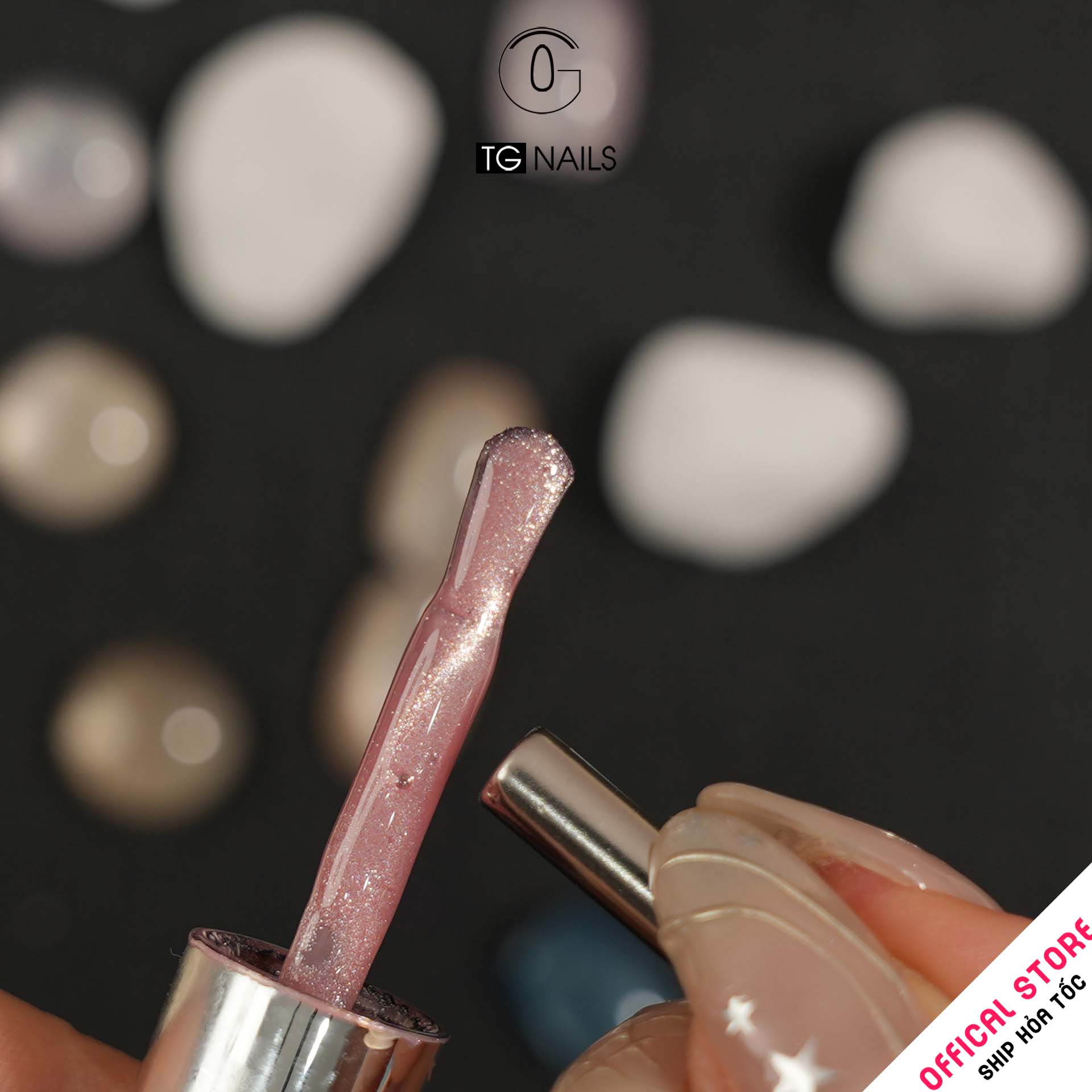 Sơn móng gel TG. Dung tích: 15ml/ lọ. Nhãn hàng TG nail._thumbnail_5