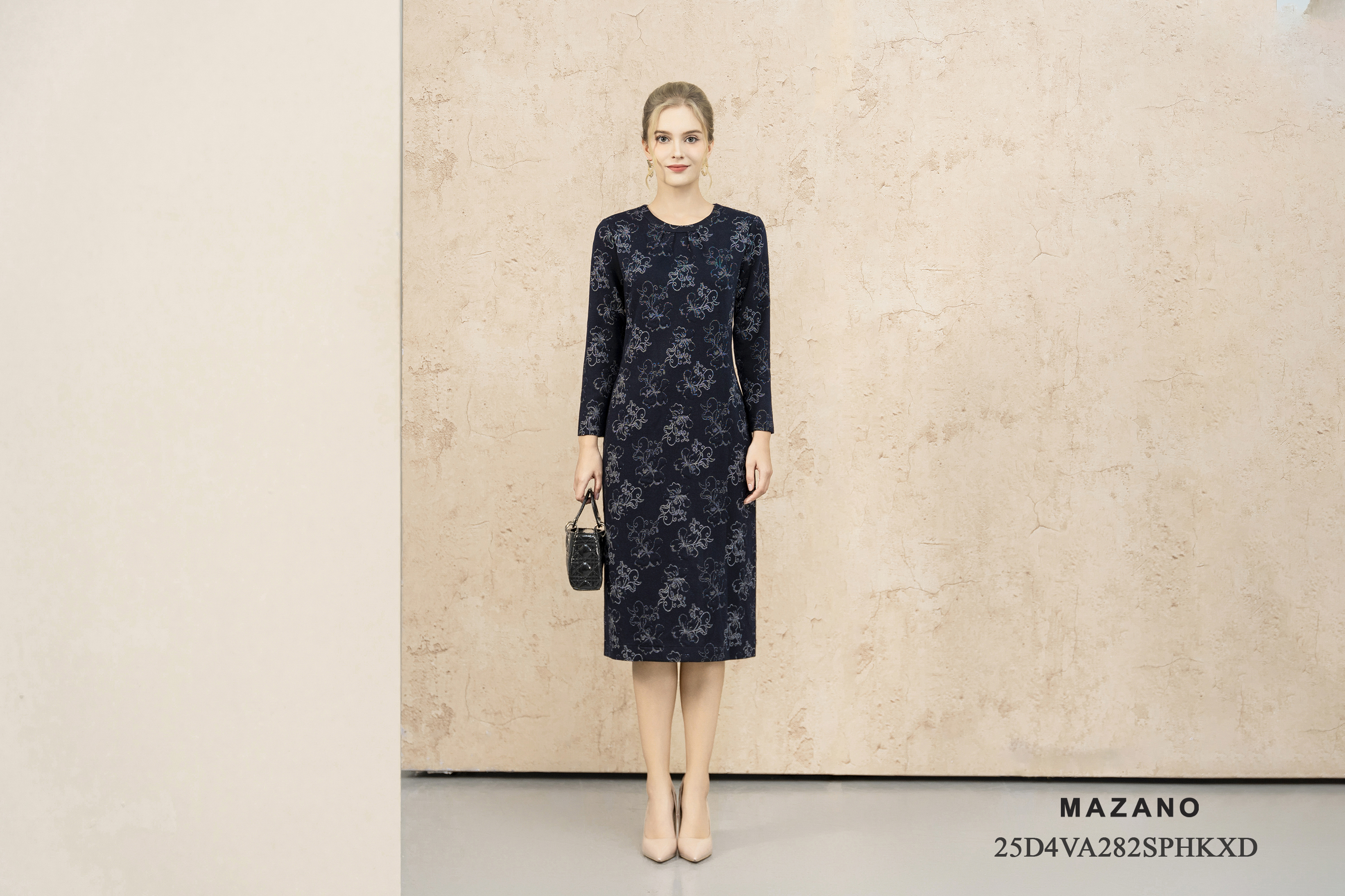 Váy Đầm Suông Vải dạ len Hoạ tiết cách điệu Cổ tròn xếp ly Tay dài Dài qua bắp chân